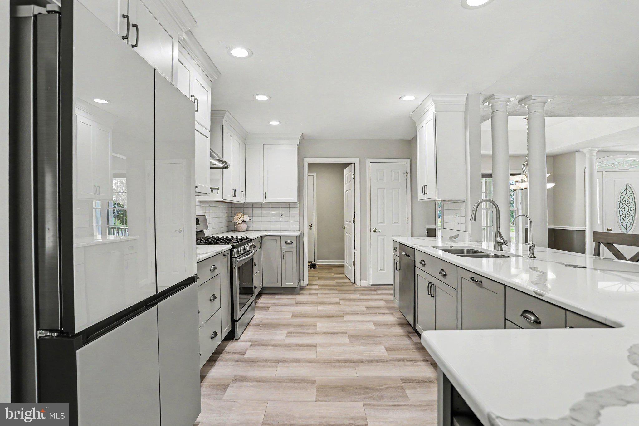 HUNTERS RIDGE - Residential