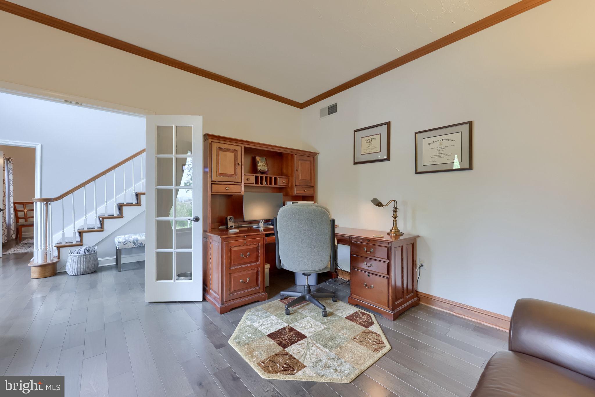 CHESTNUT RUN - Residential