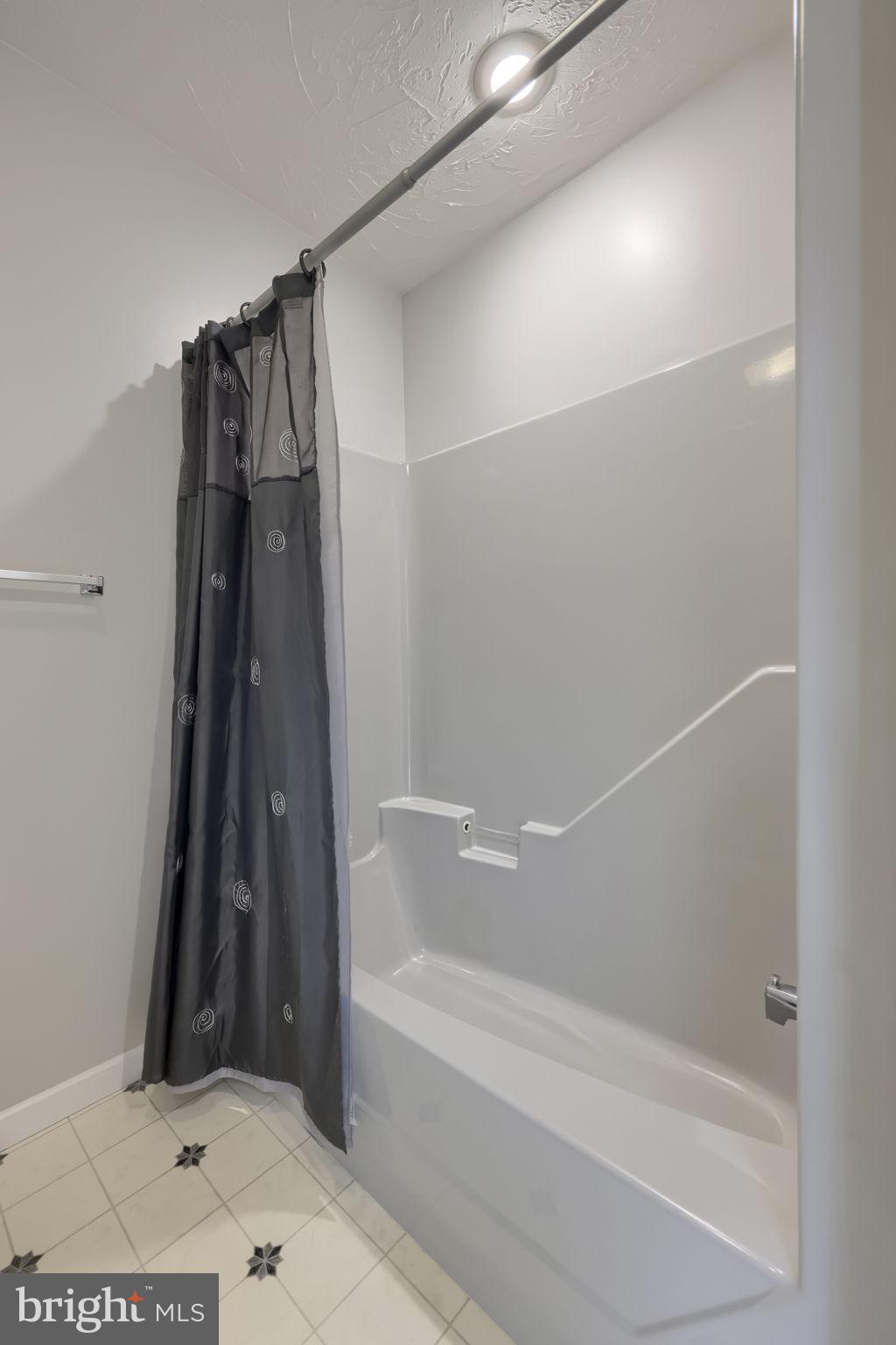 CHESTNUT RUN - Residential