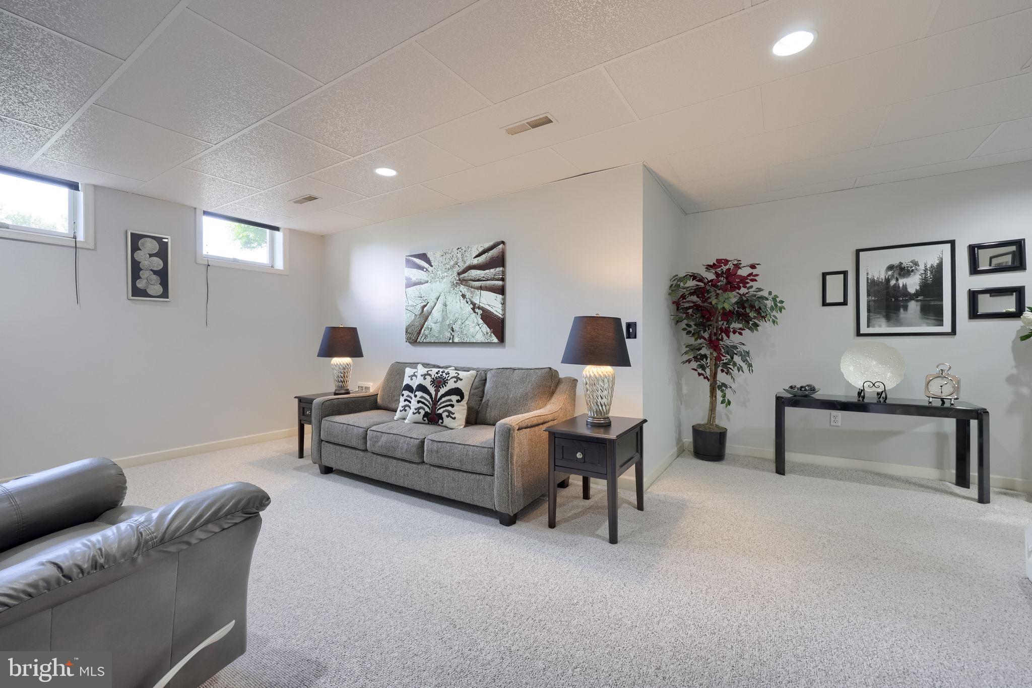 CHESTNUT RUN - Residential