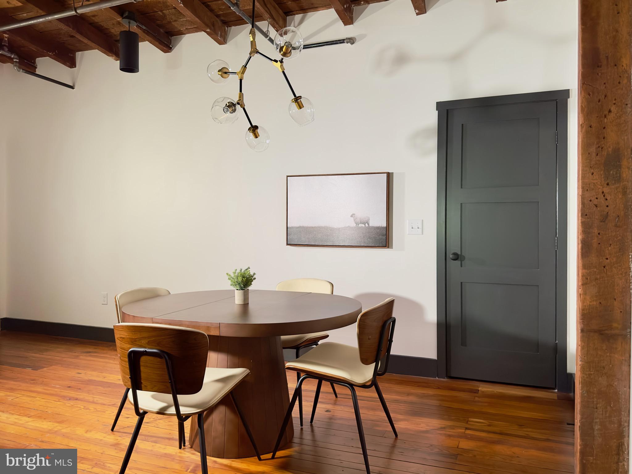 CHESTNUT HILL - Residential Lease