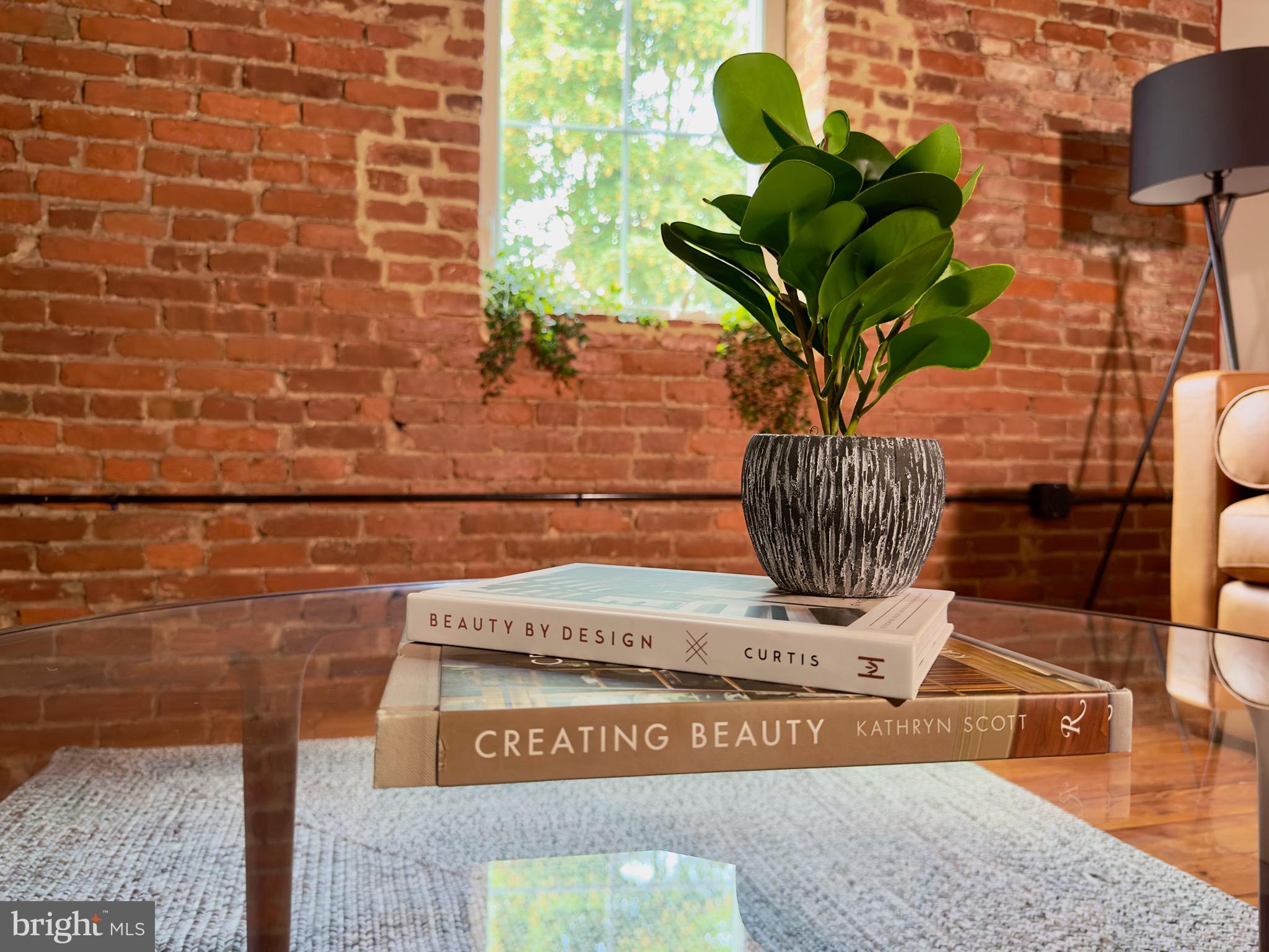 CHESTNUT HILL - Residential Lease