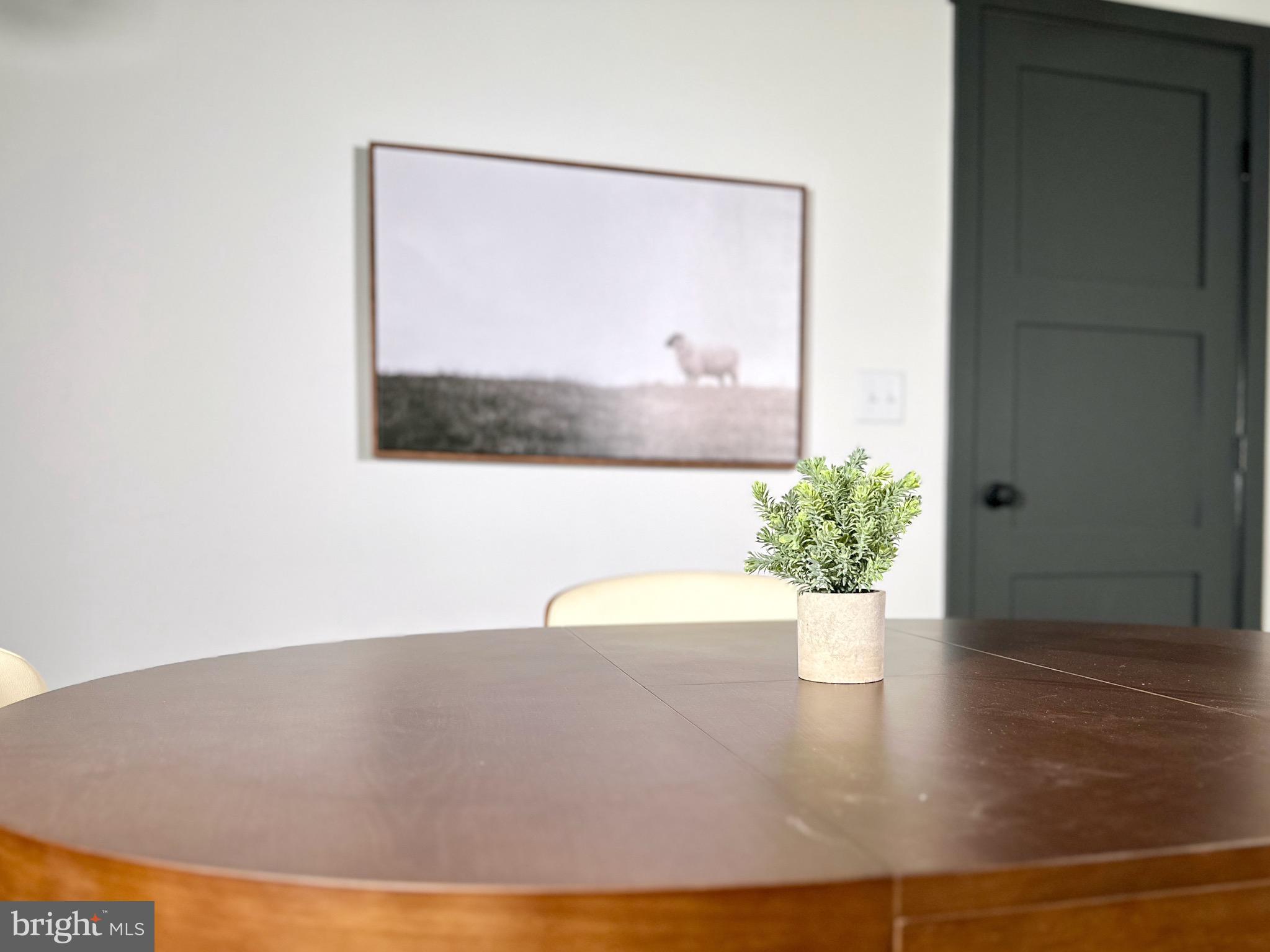 CHESTNUT HILL - Residential Lease