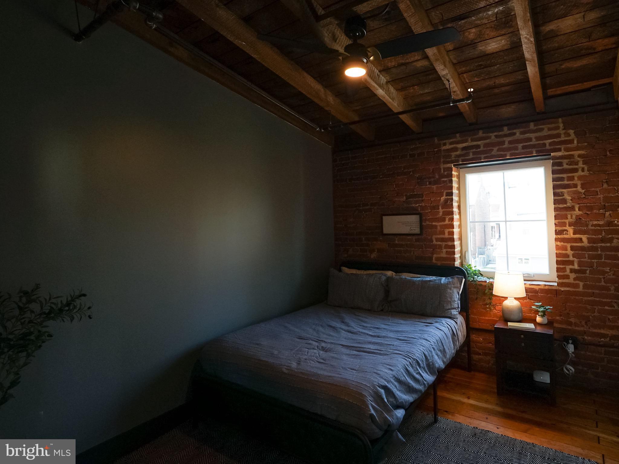 CHESTNUT HILL - Residential Lease