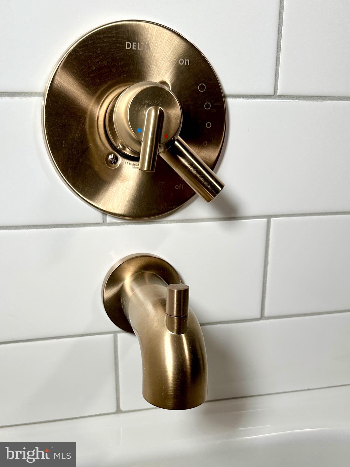 CHESTNUT HILL - Residential Lease