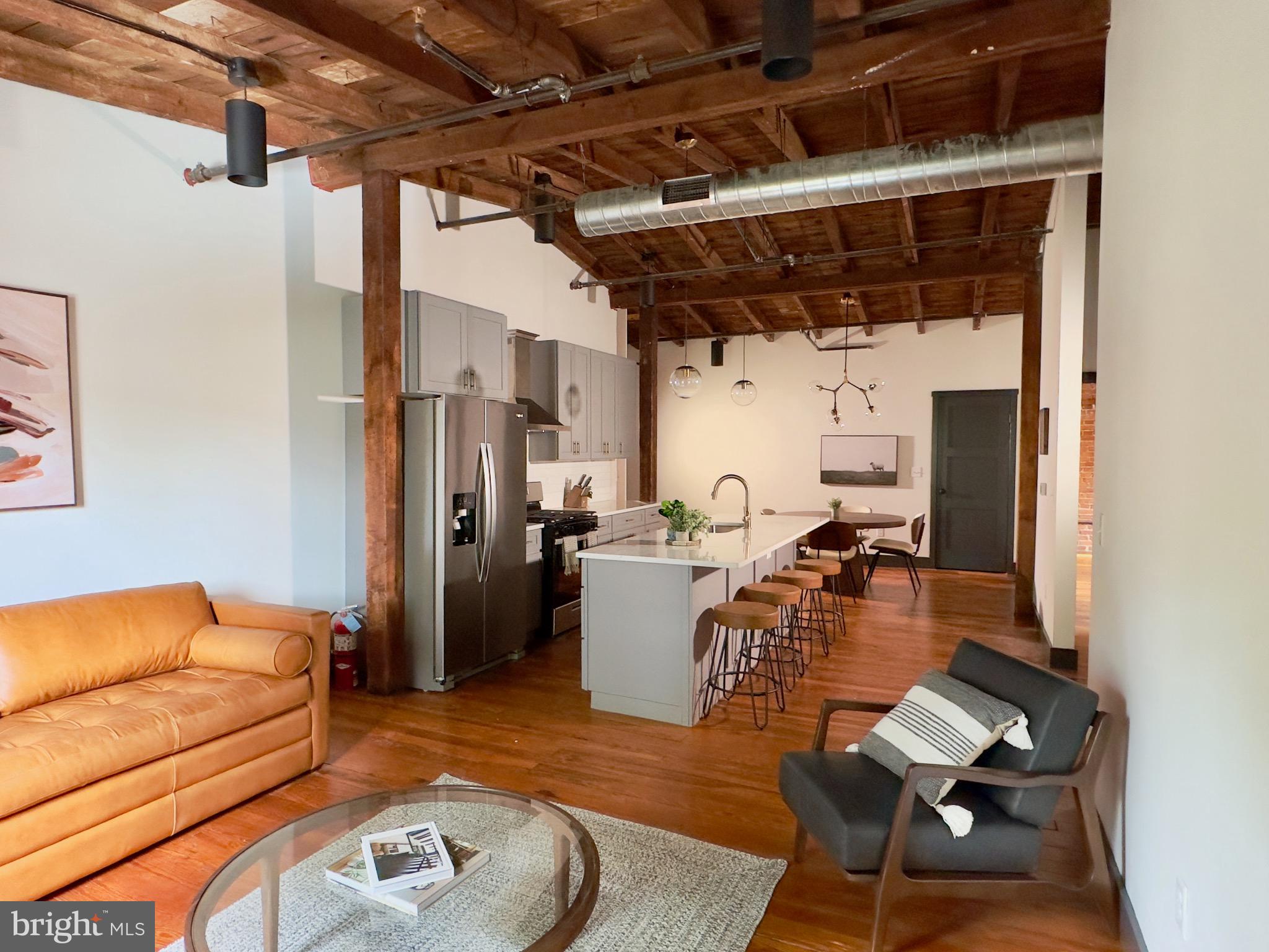 CHESTNUT HILL - Residential Lease