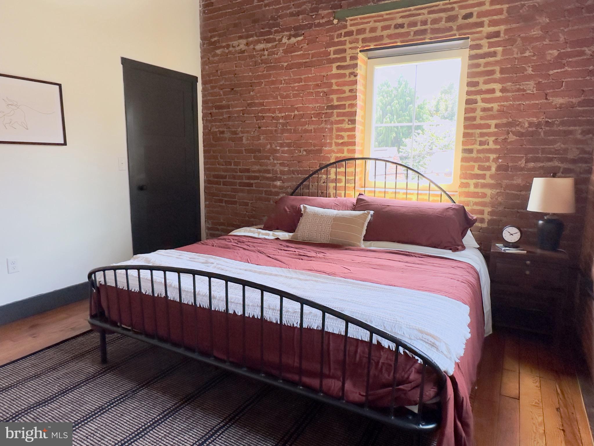 CHESTNUT HILL - Residential Lease