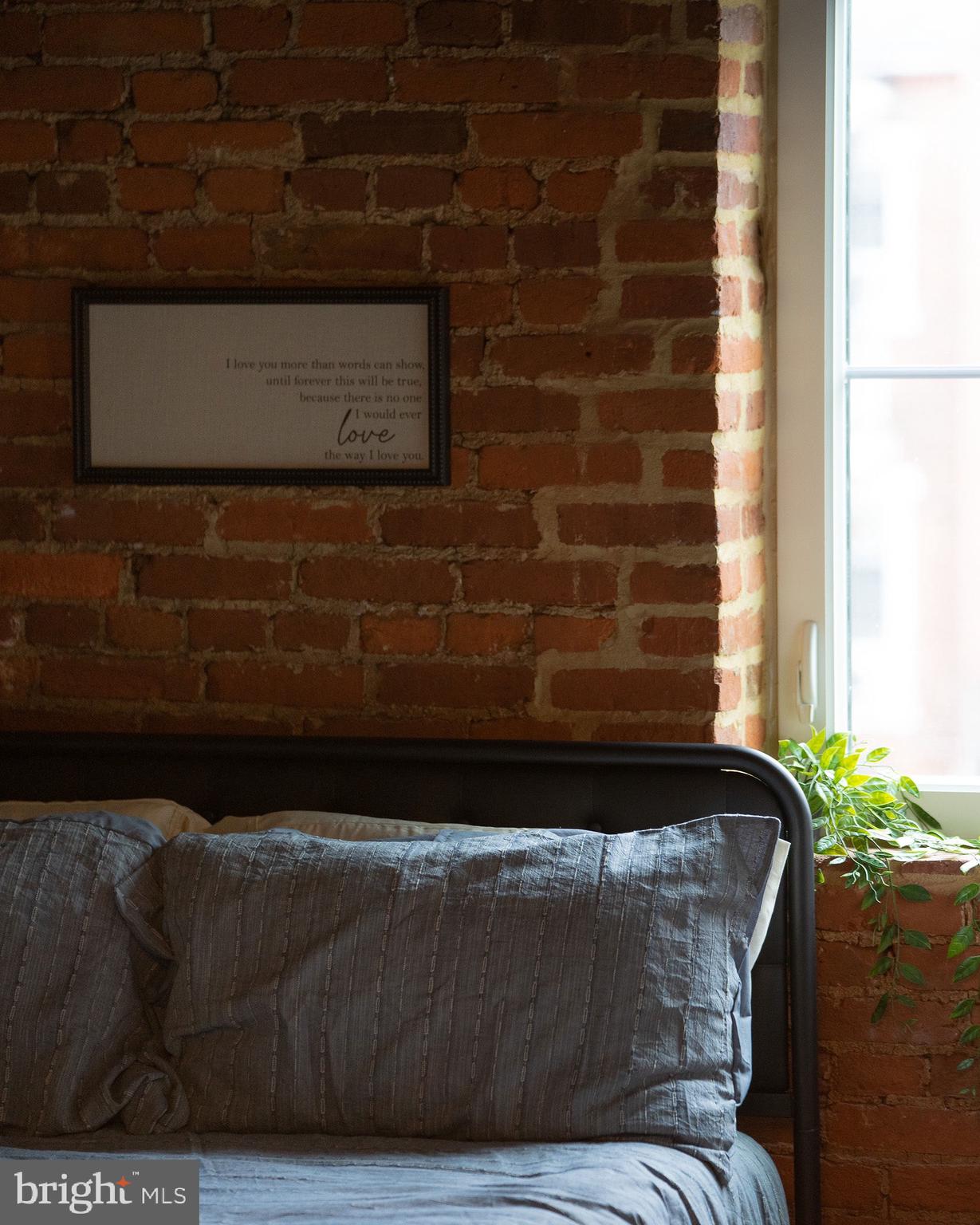 CHESTNUT HILL - Residential Lease