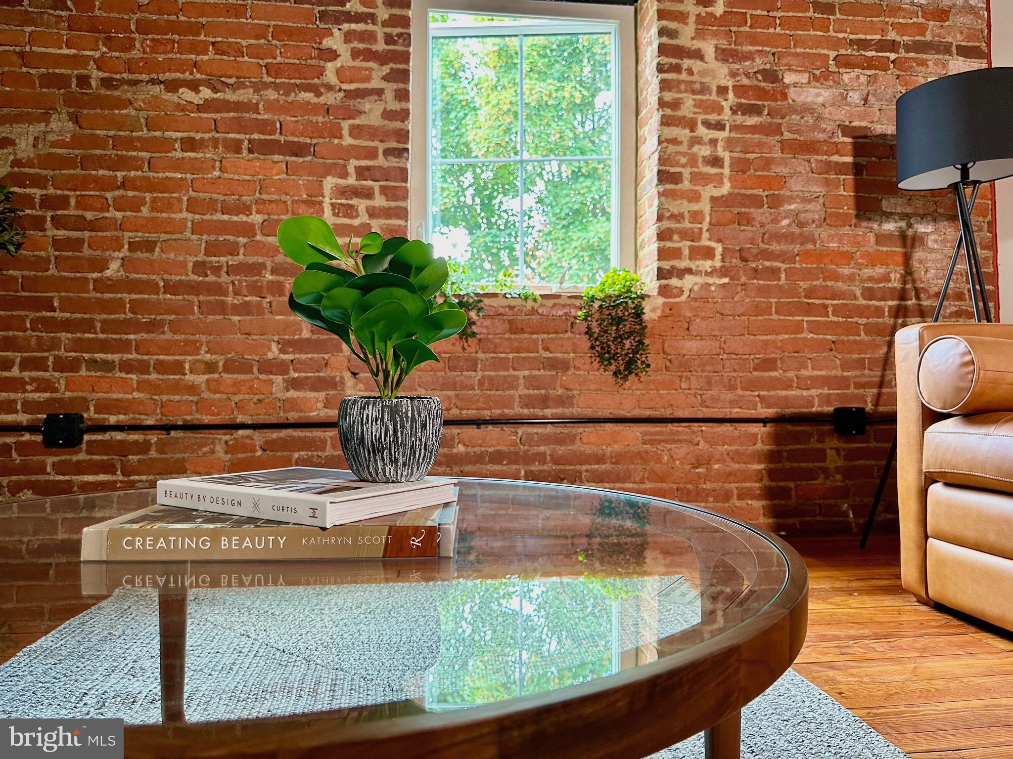 CHESTNUT HILL - Residential Lease