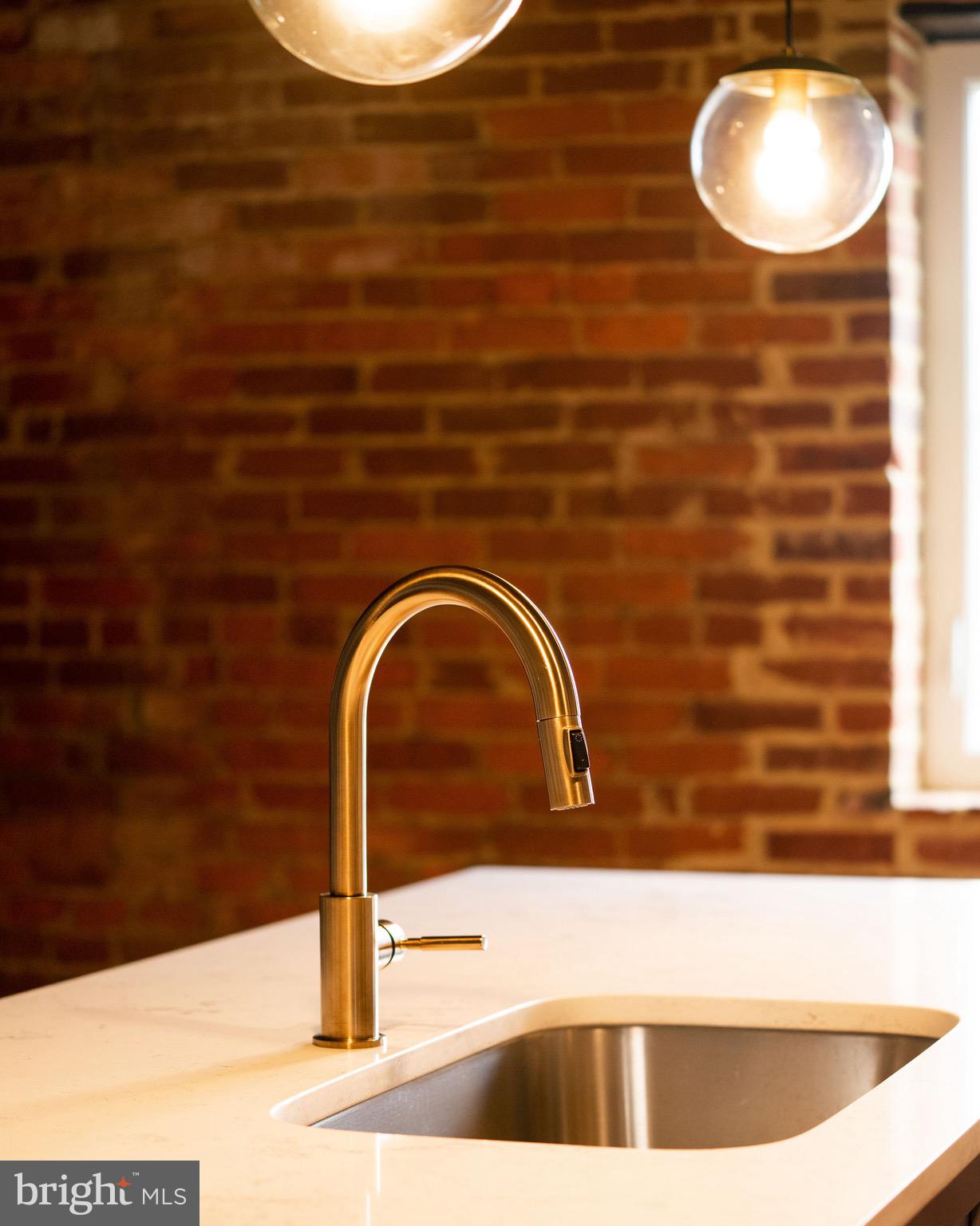 CHESTNUT HILL - Residential Lease