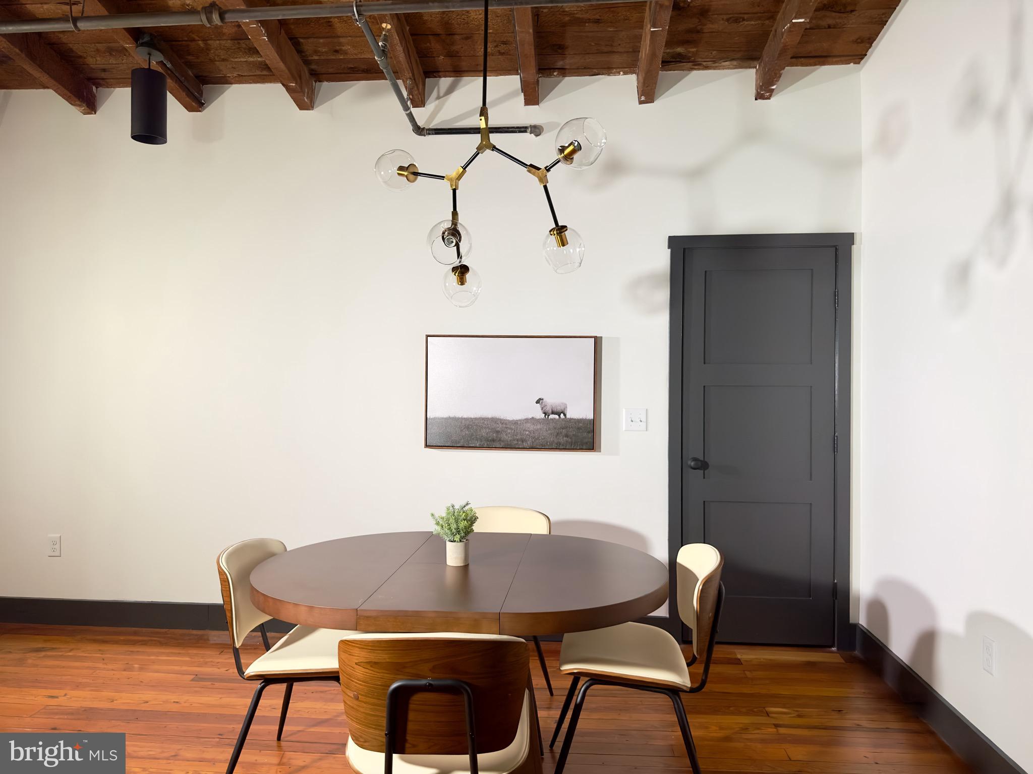 CHESTNUT HILL - Residential Lease