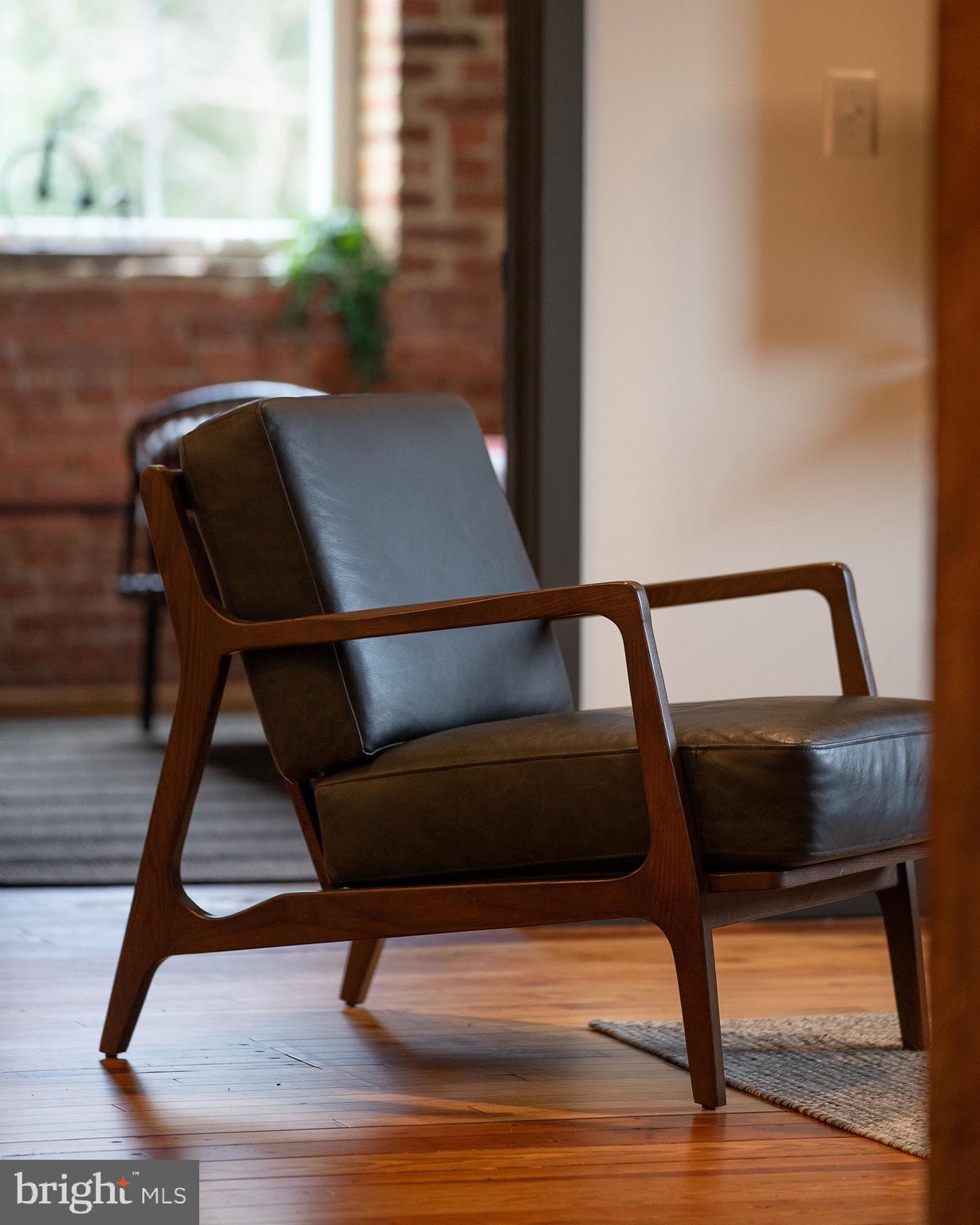 CHESTNUT HILL - Residential Lease