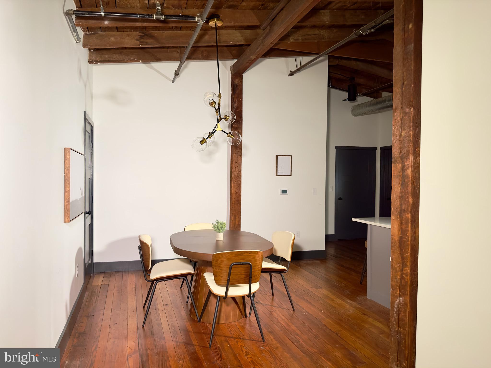 CHESTNUT HILL - Residential Lease