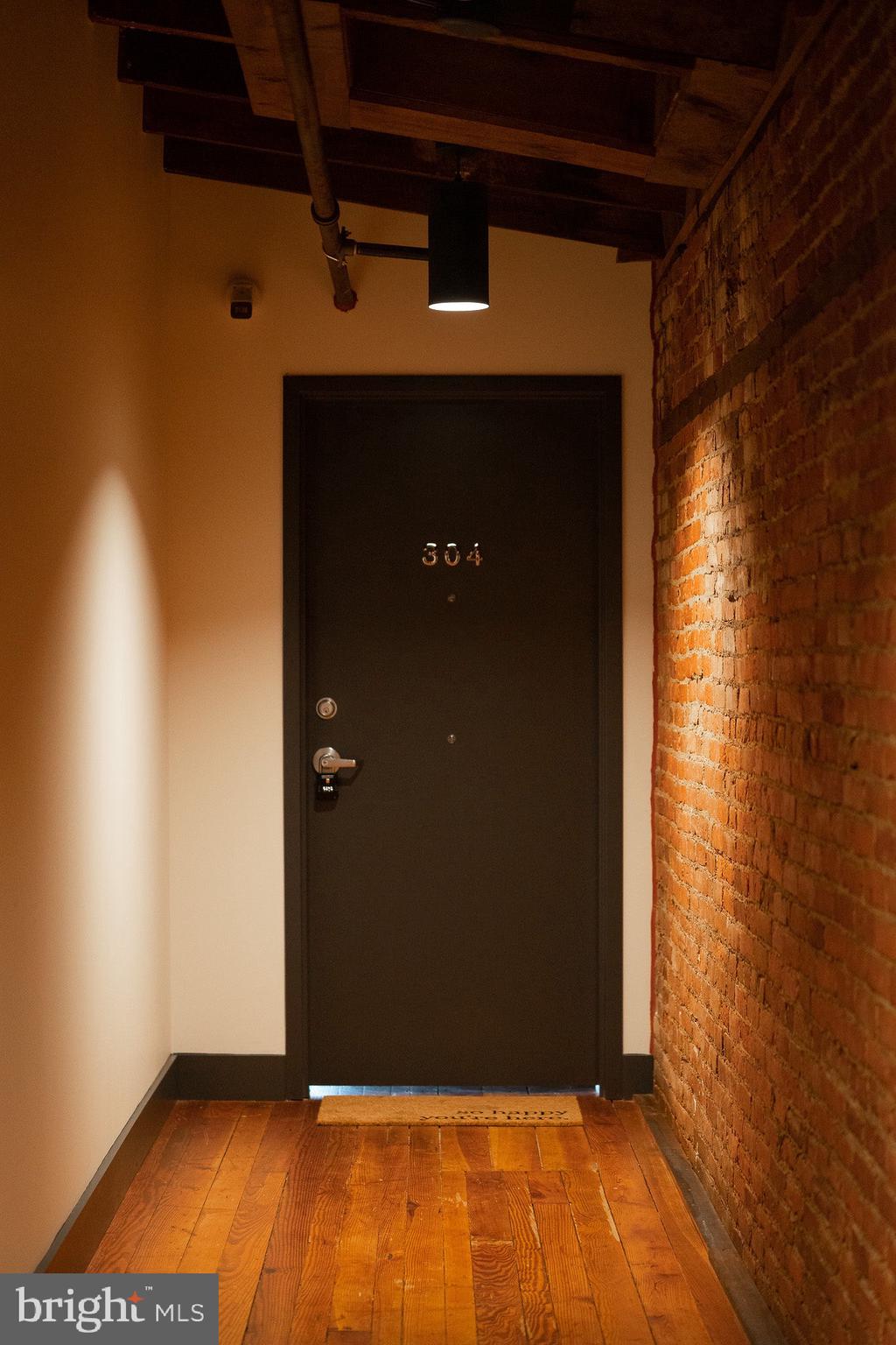 CHESTNUT HILL - Residential Lease