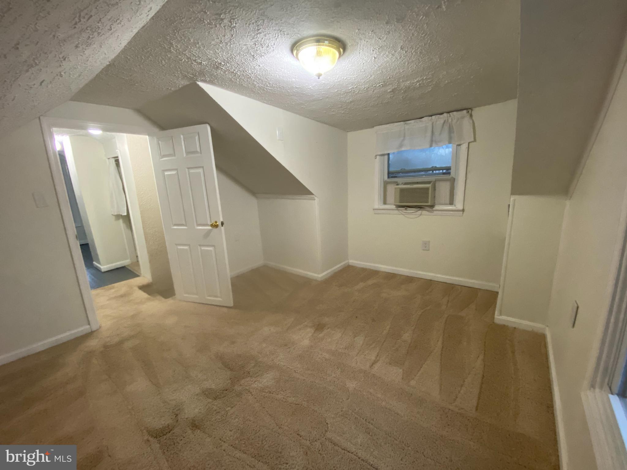 COTTAGE GREEN - Residential Lease