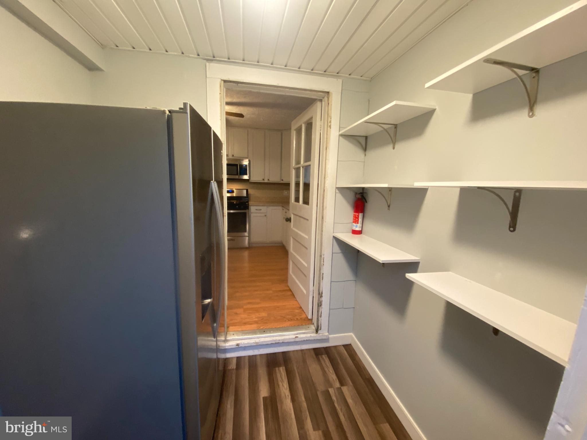 COTTAGE GREEN - Residential Lease