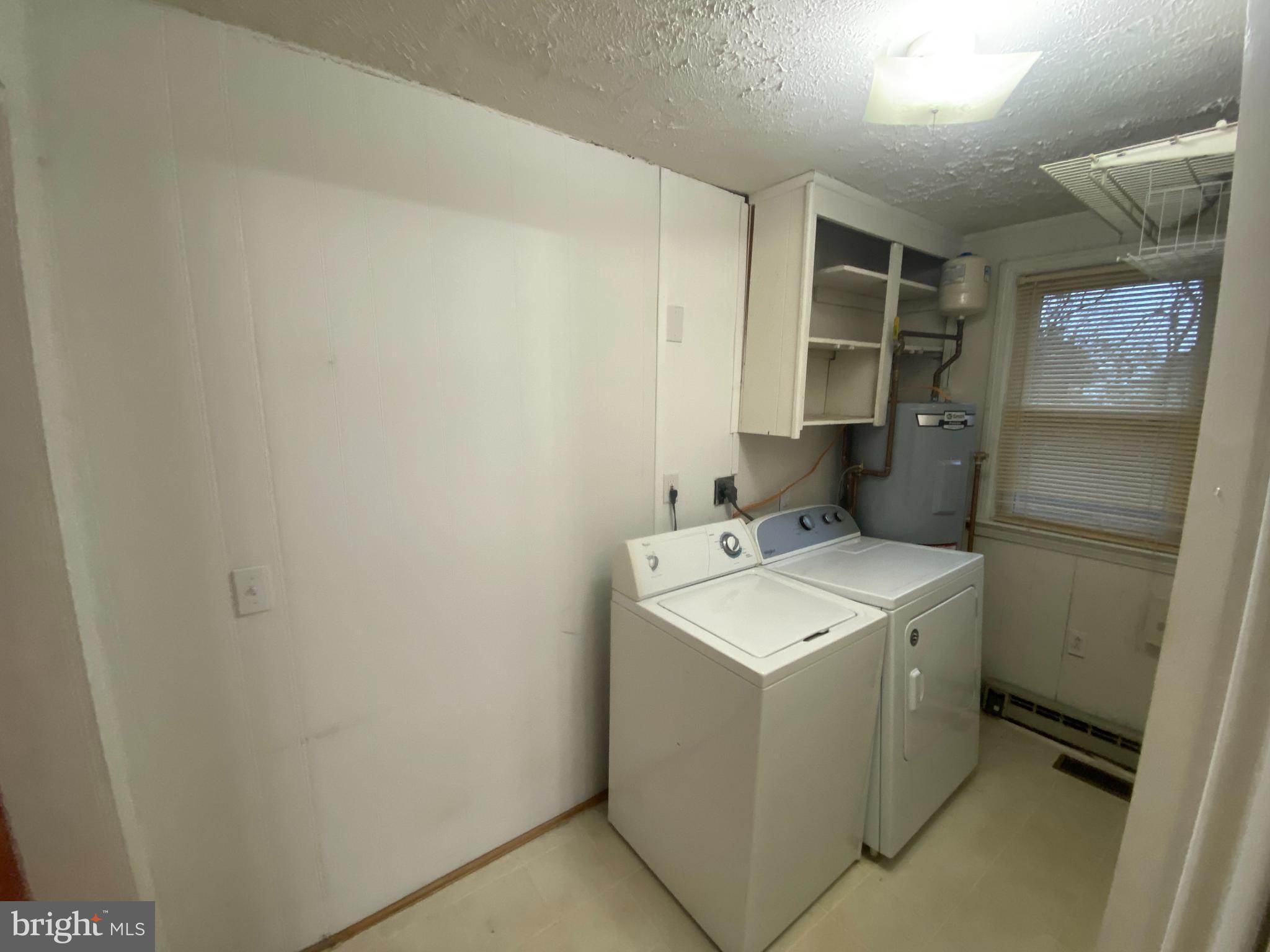 COTTAGE GREEN - Residential Lease