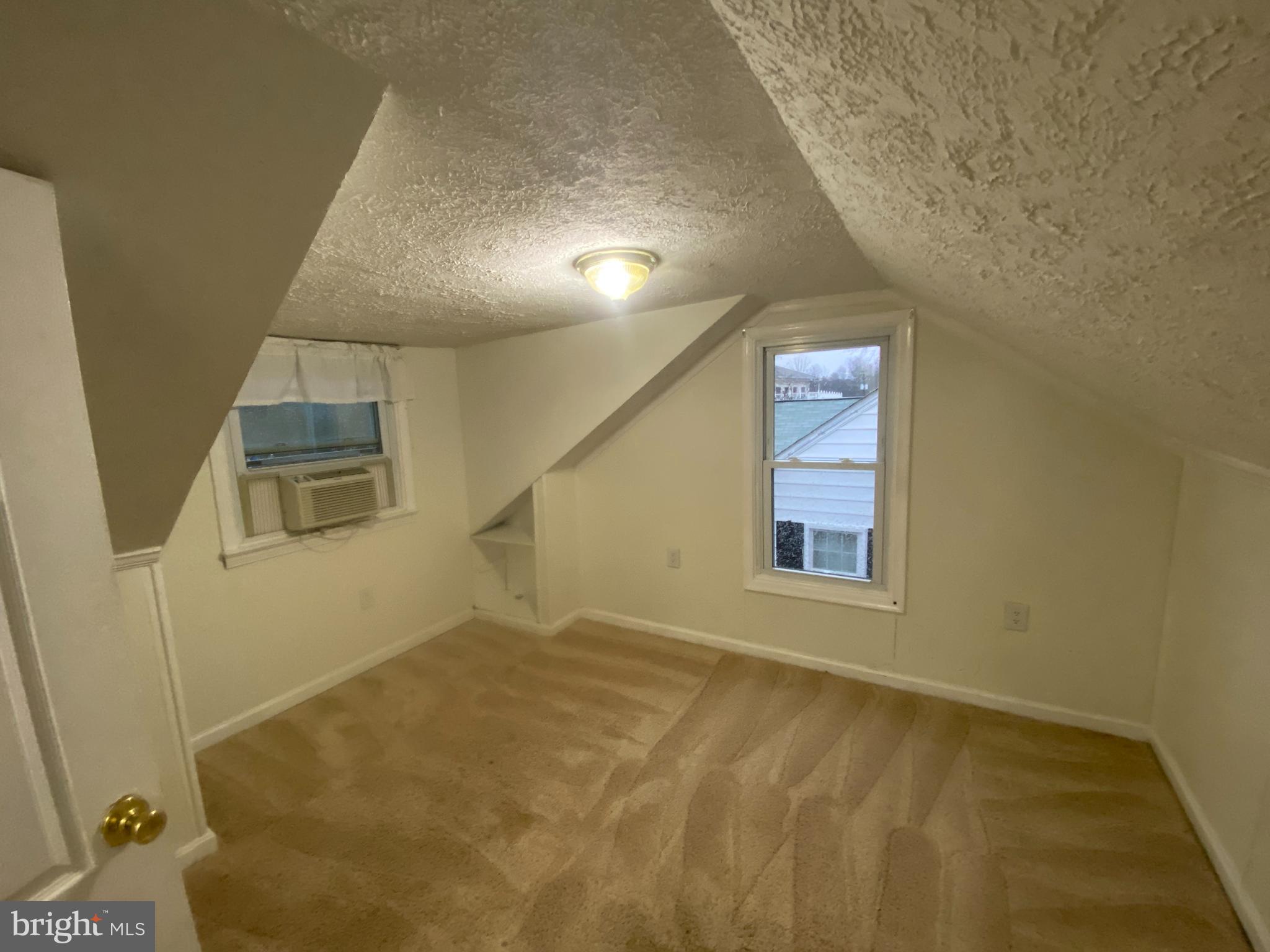 COTTAGE GREEN - Residential Lease