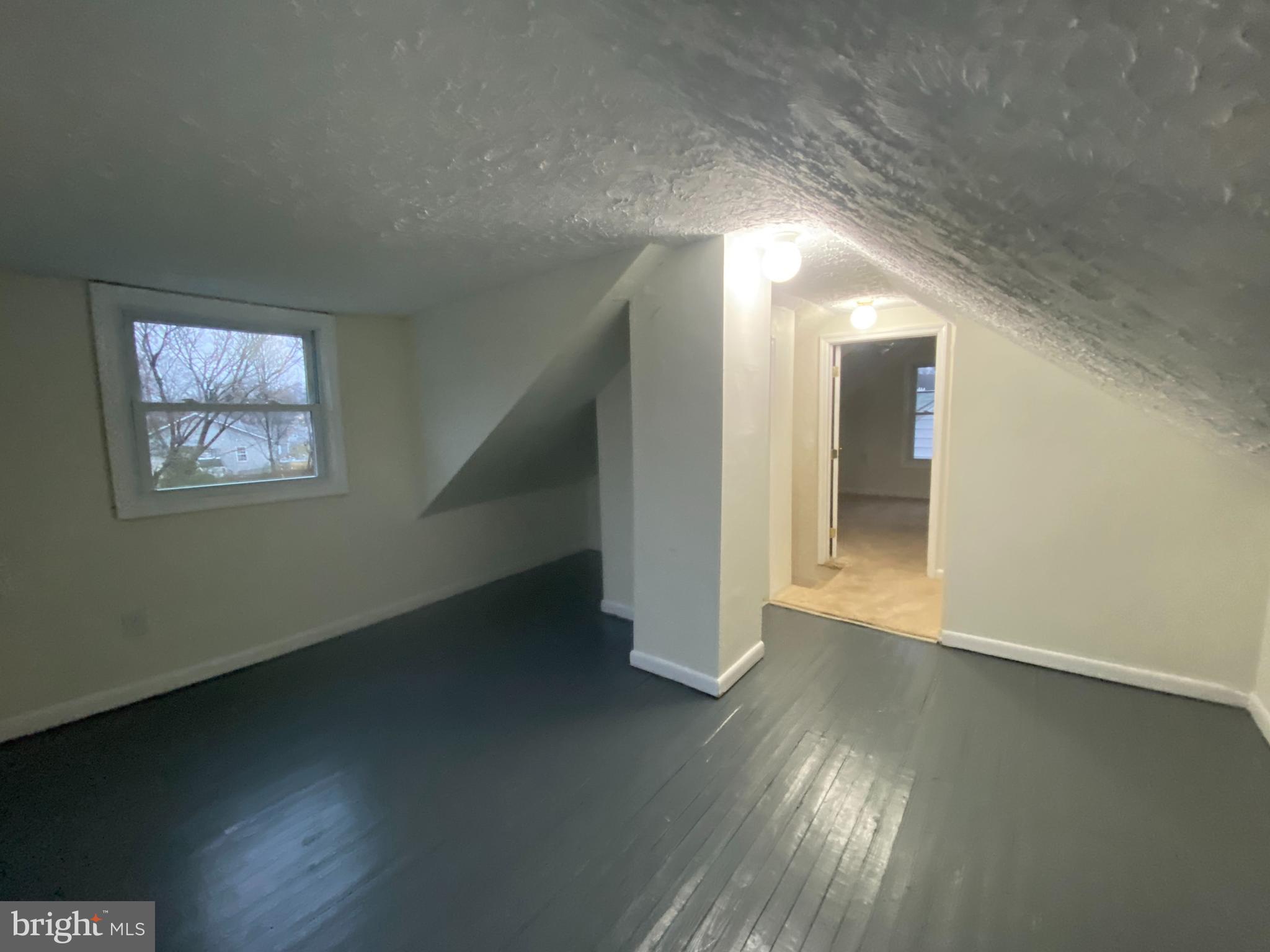 COTTAGE GREEN - Residential Lease