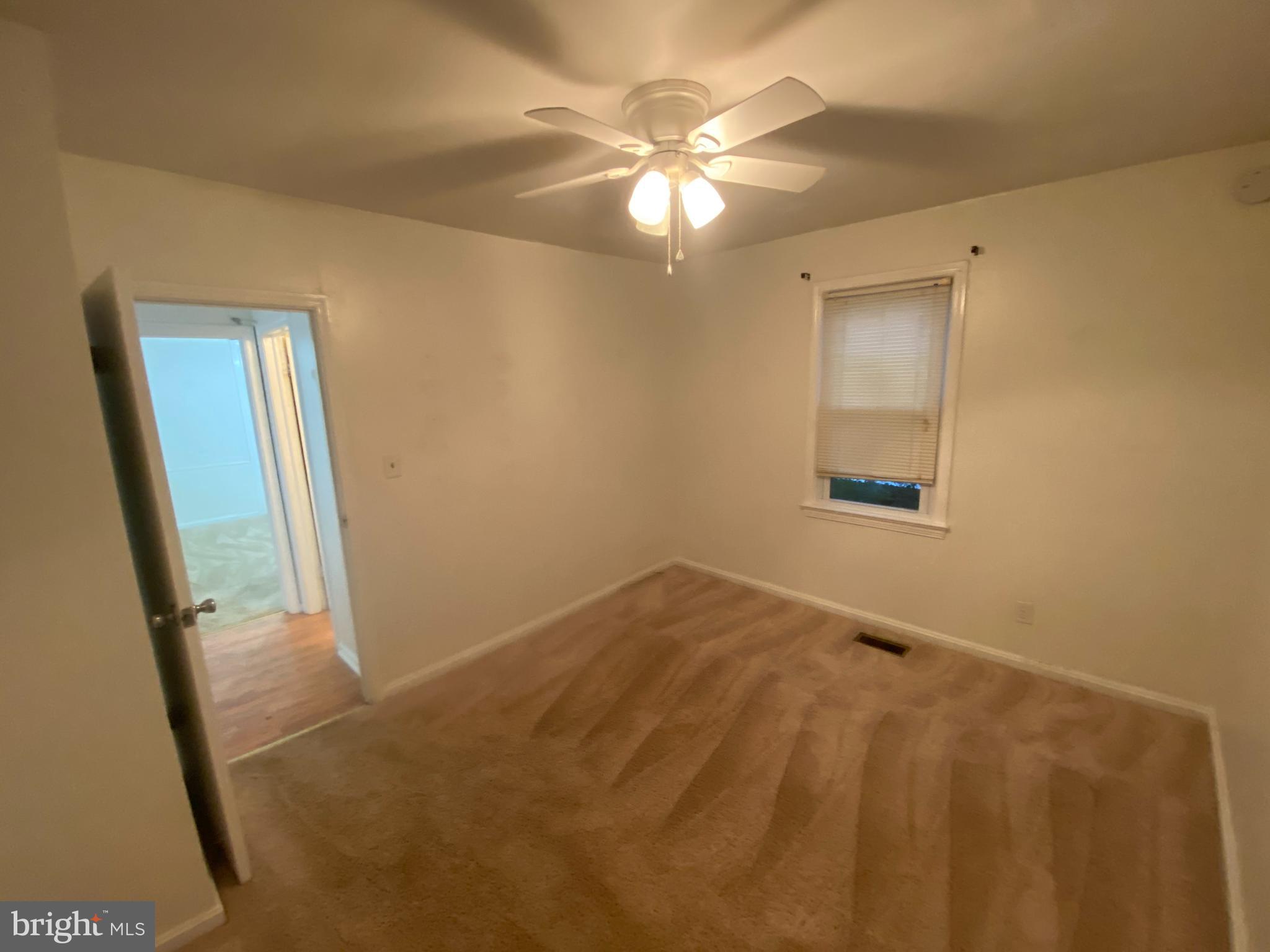 COTTAGE GREEN - Residential Lease