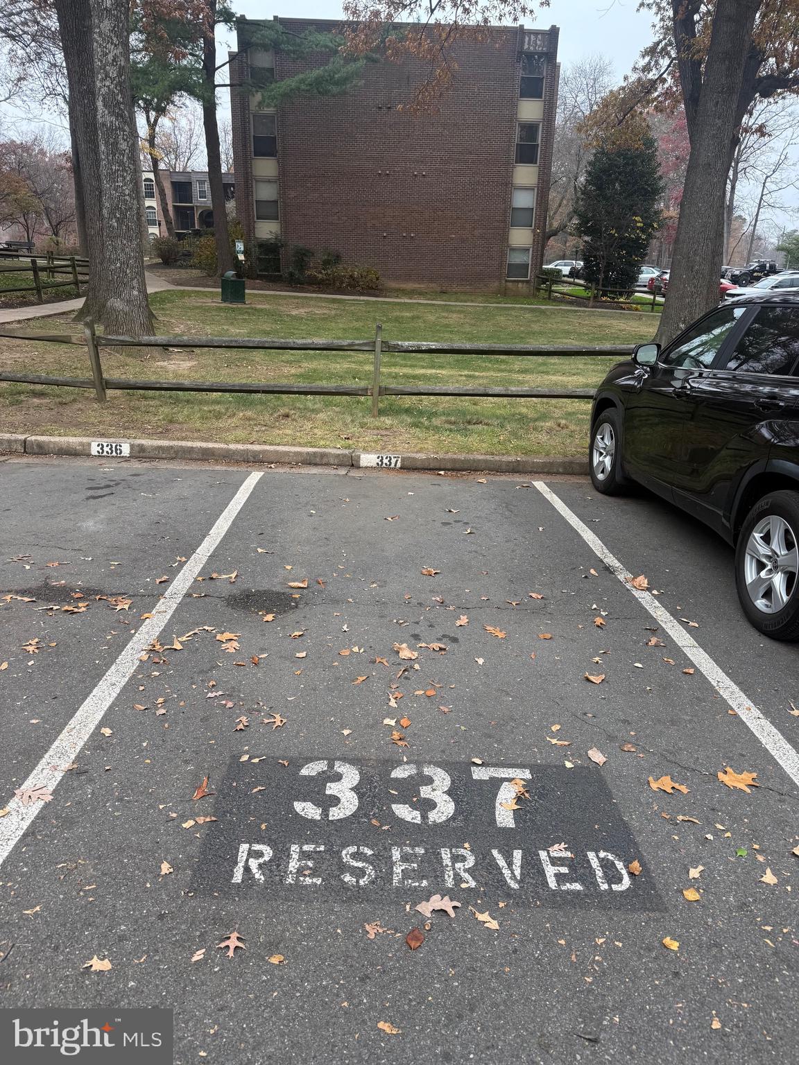 WOODBURN VILLAGE - Residential Lease