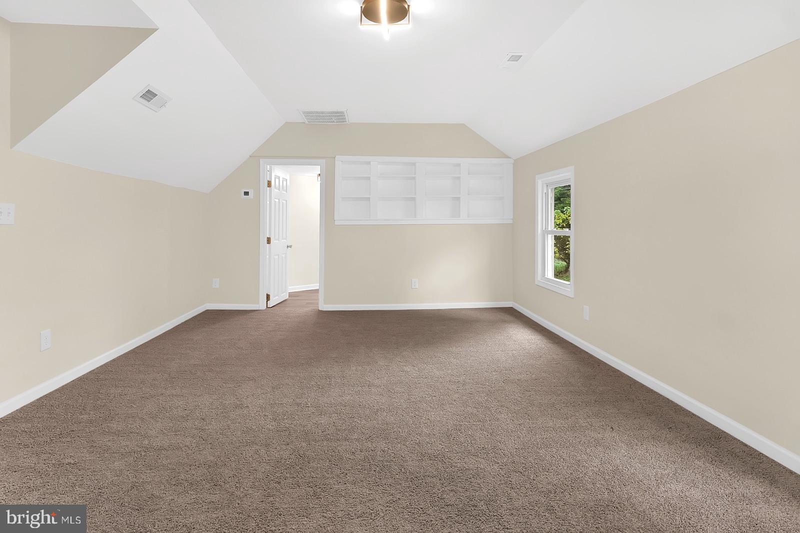 CEDAR RIDGE - Residential