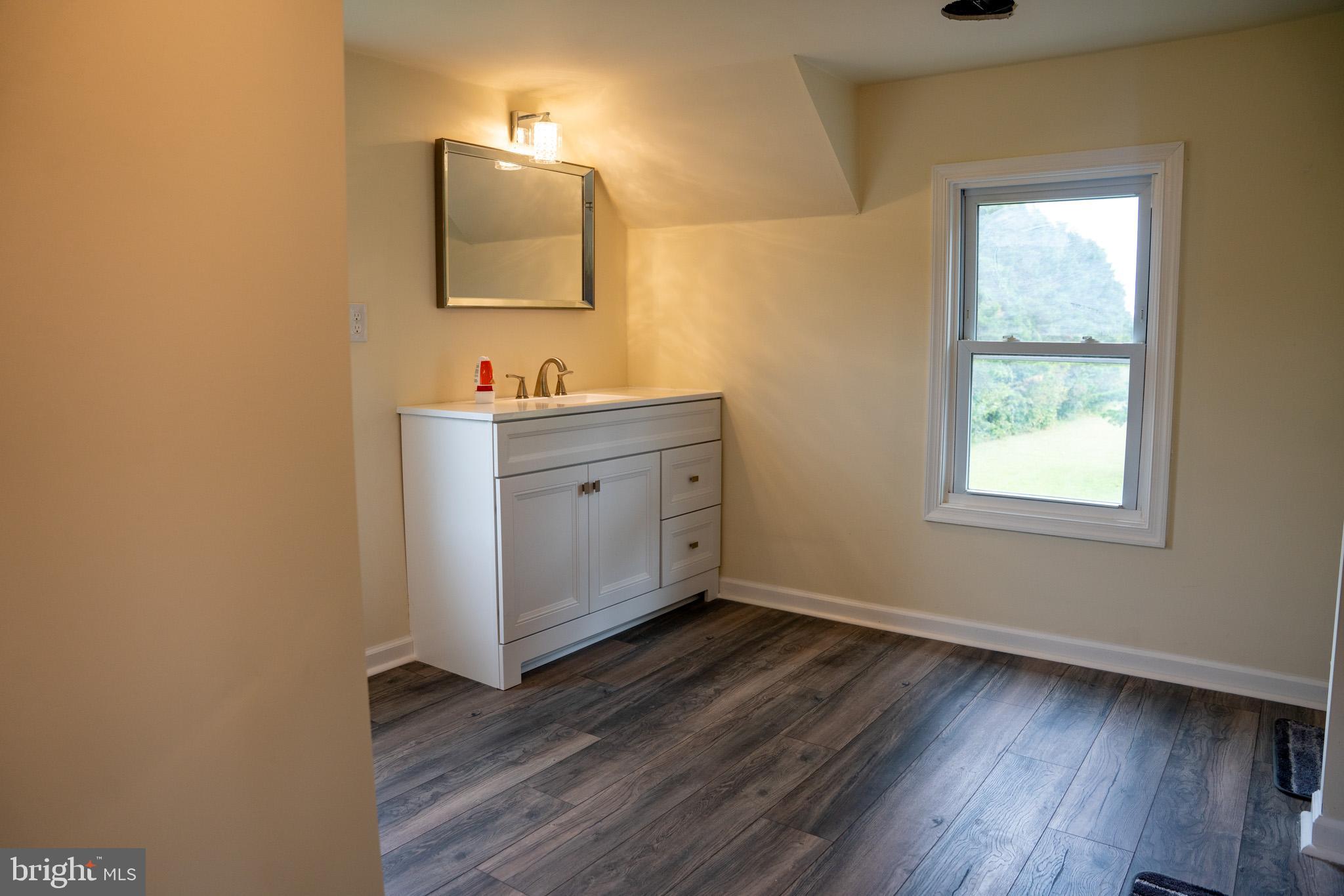 CEDAR RIDGE - Residential