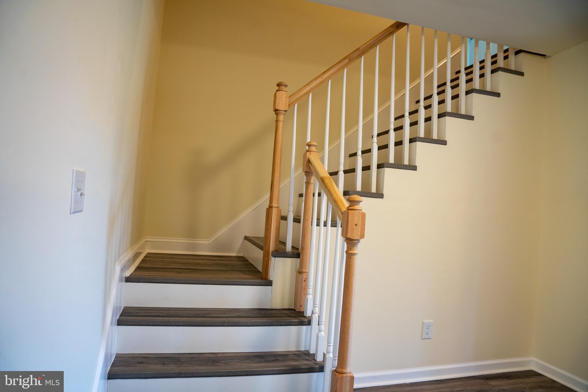 CEDAR RIDGE - Residential