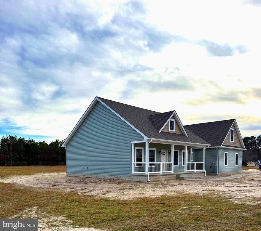 Brand New, Quality Built 3 Bed, 2 full Baths.  Great   Room, Breakfast Nook, unfinished bonus room over garage, that you can finish to fit your needs.  Front porch and 2 car garage..  Master Suite Bath includes a ceramic tiled shower and more.  All this on a country lot.