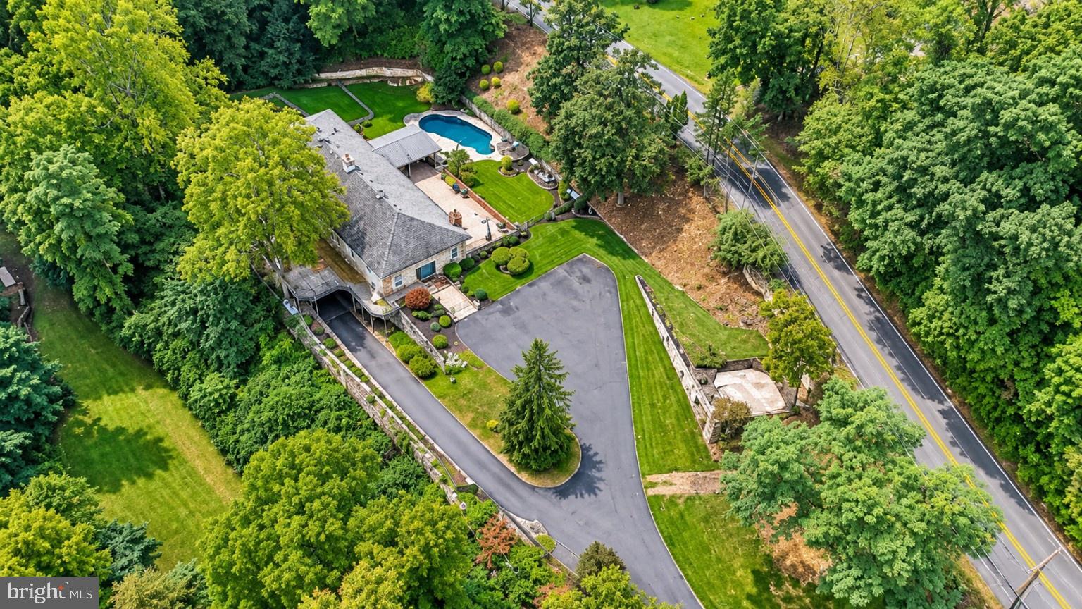 99 GRANDVIEW ROAD