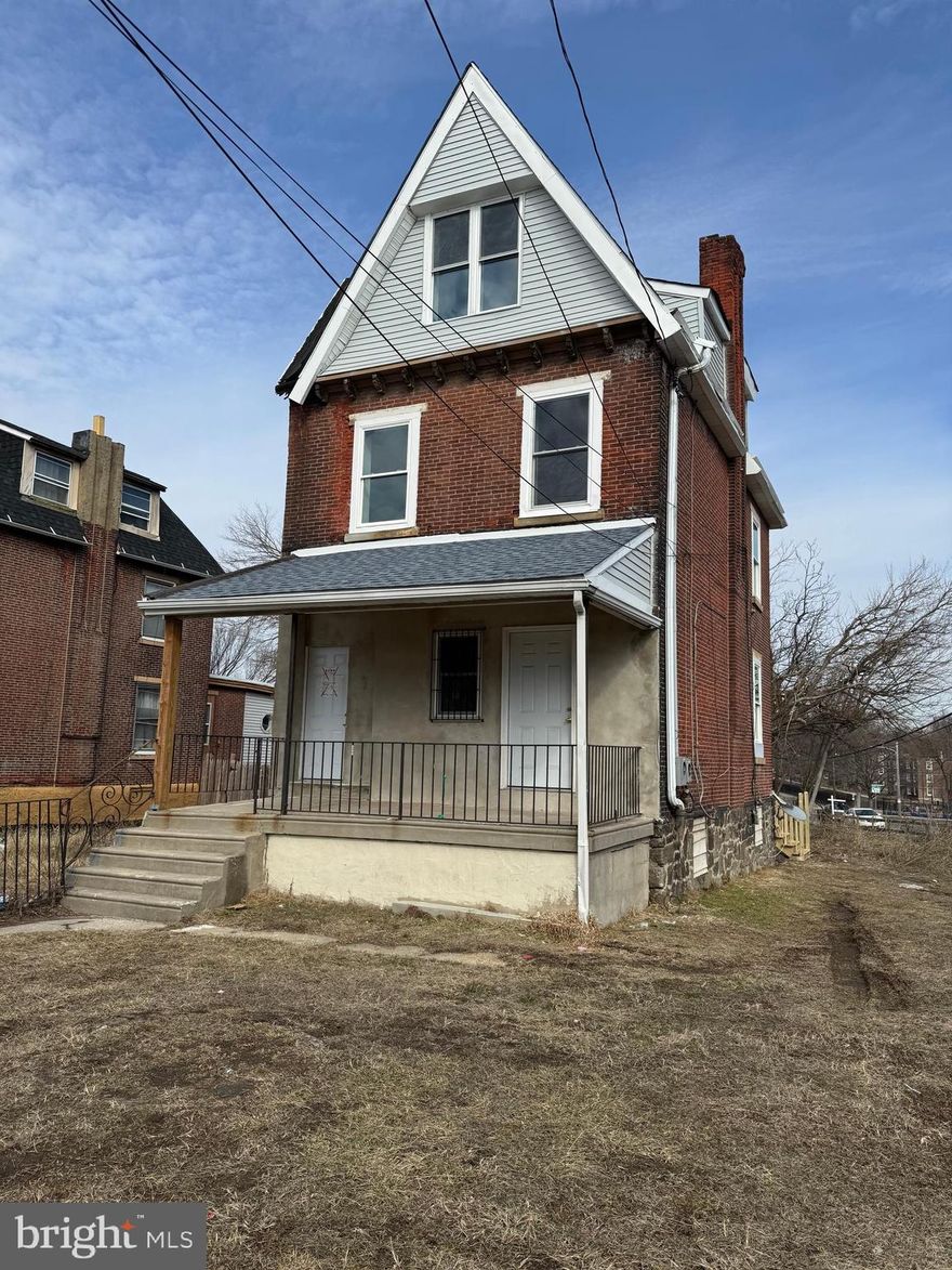 Residential property  setup like a duplex.  Seller selling as-is Buyer is responsible for L&I certification