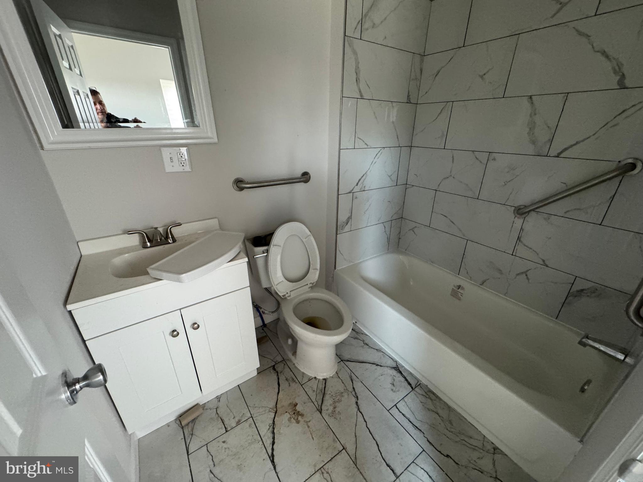 PHILADELPHIA (SOUTHWEST) - Residential