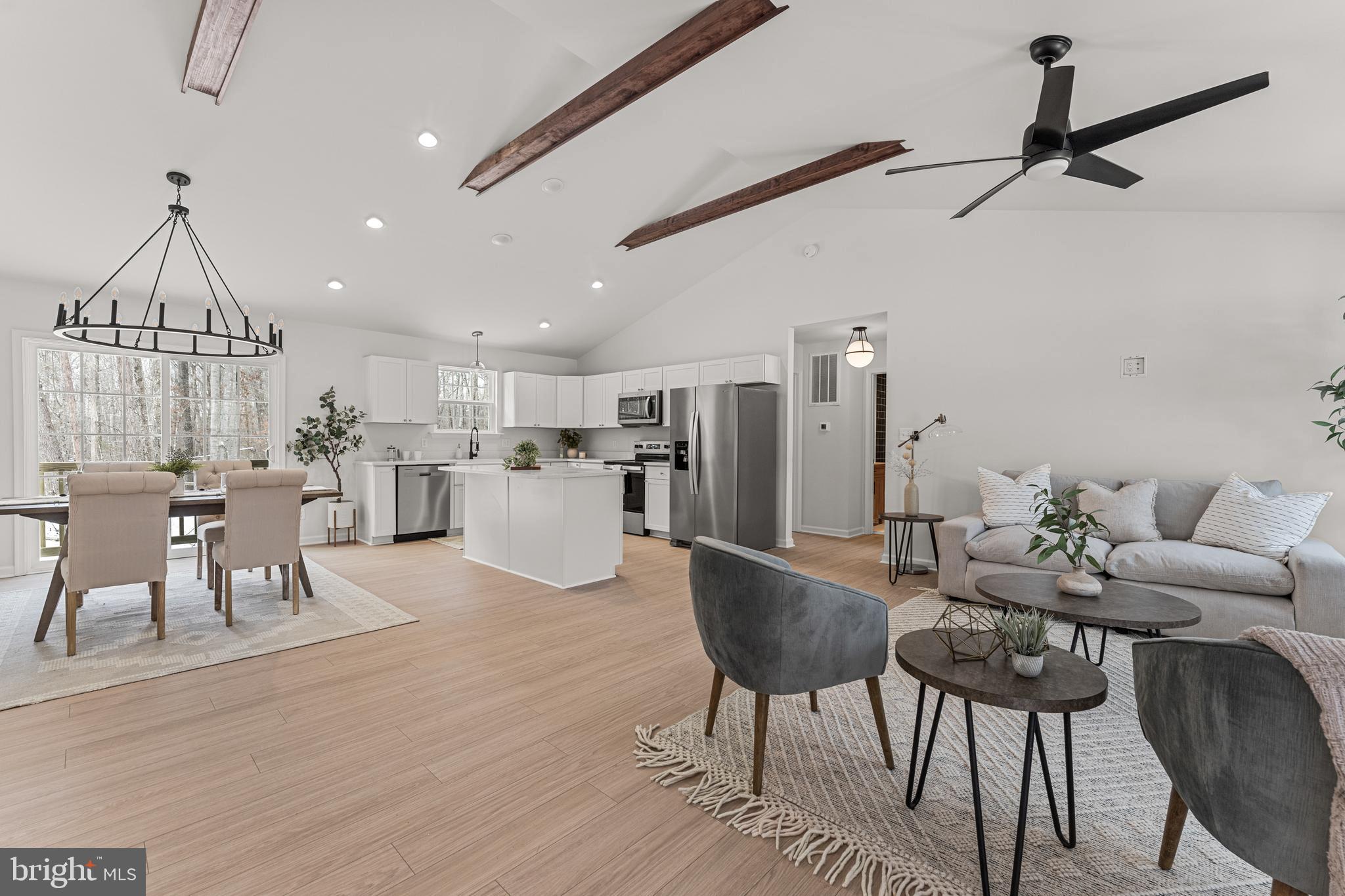 HARRIS CREEK - Residential