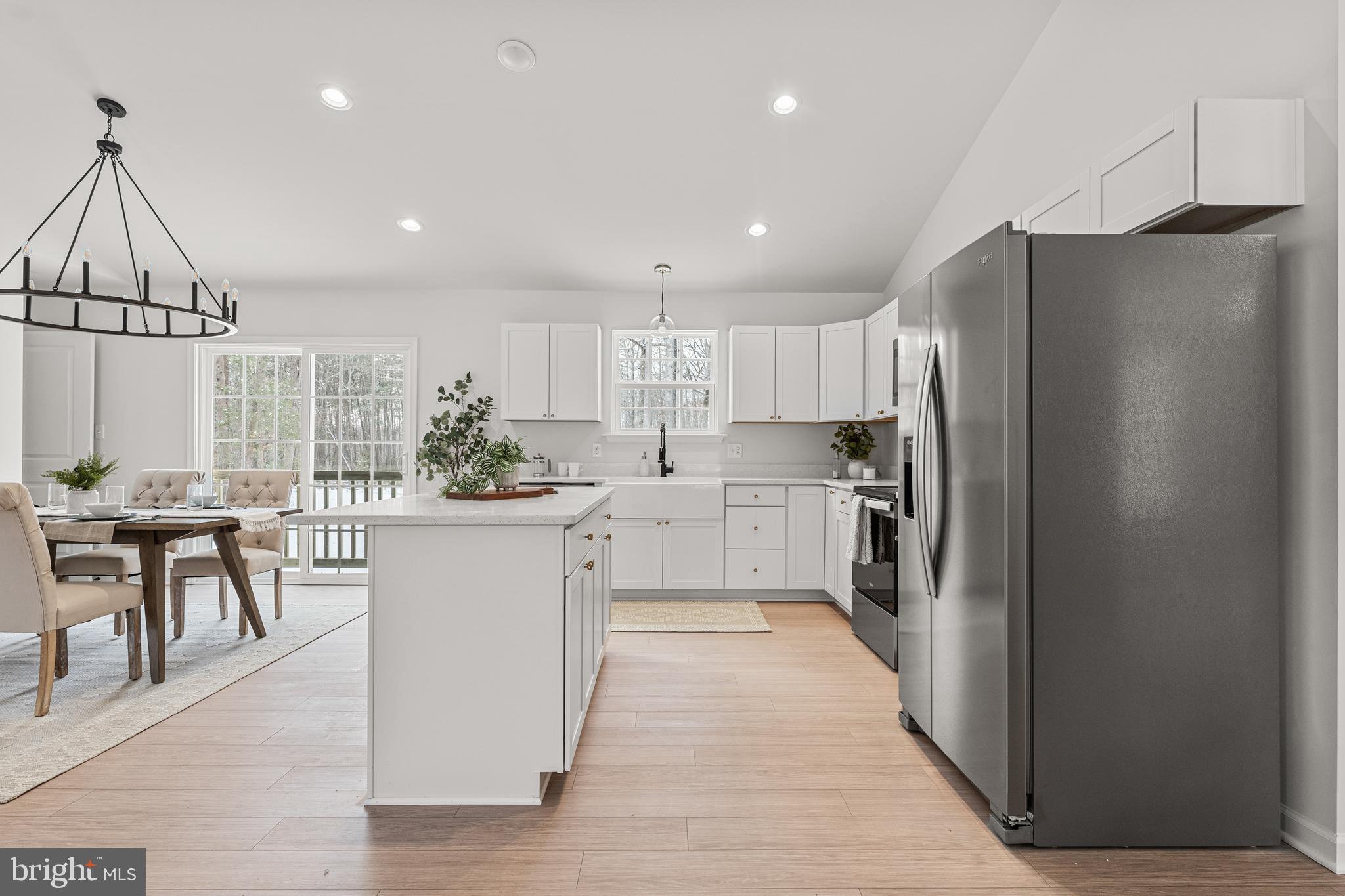 HARRIS CREEK - Residential