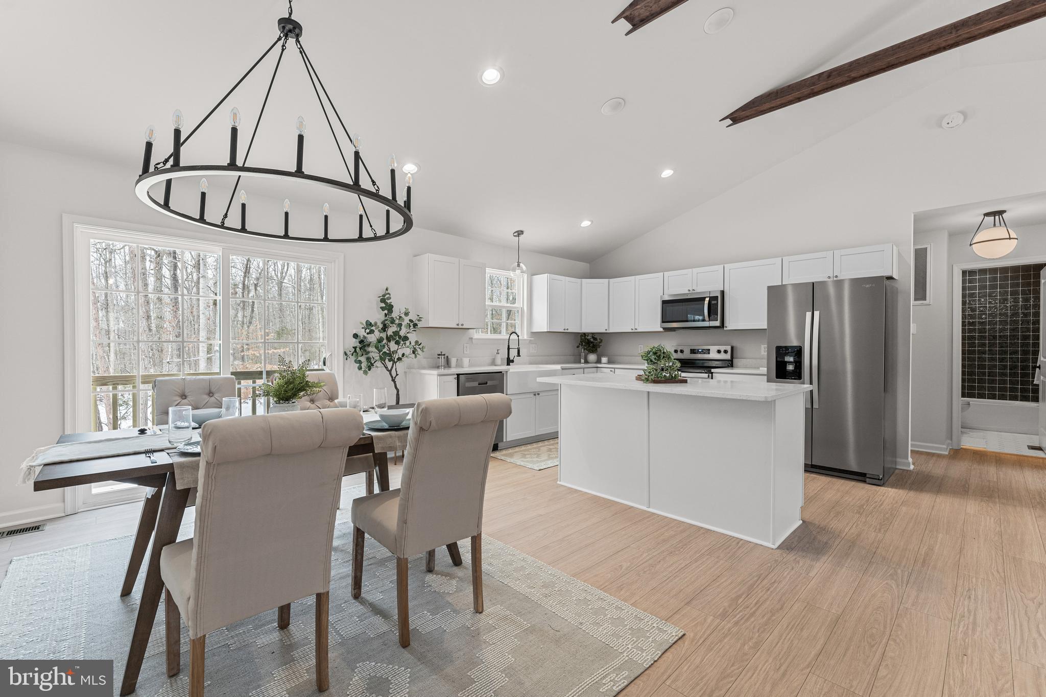 HARRIS CREEK - Residential