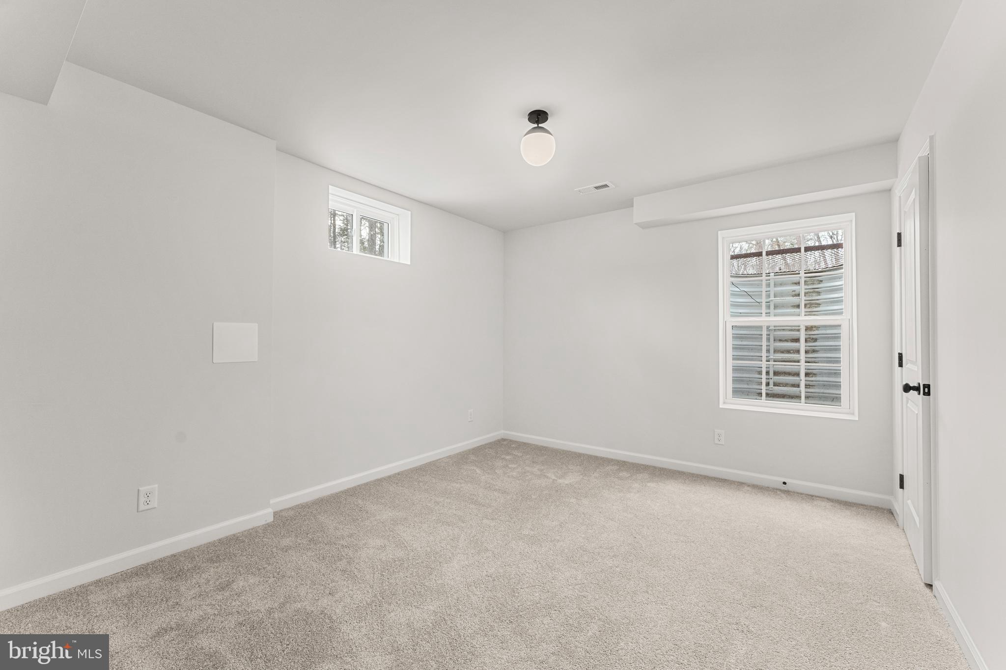 HARRIS CREEK - Residential