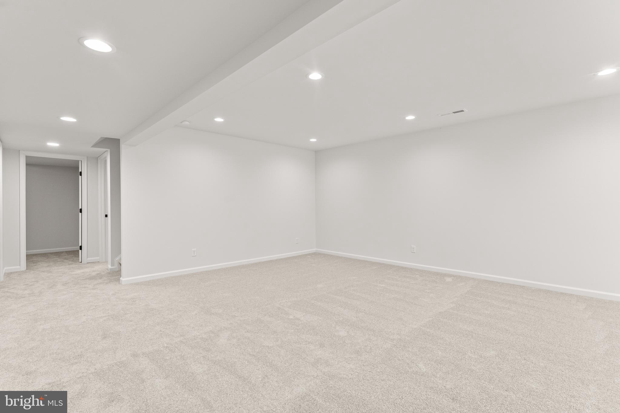 HARRIS CREEK - Residential