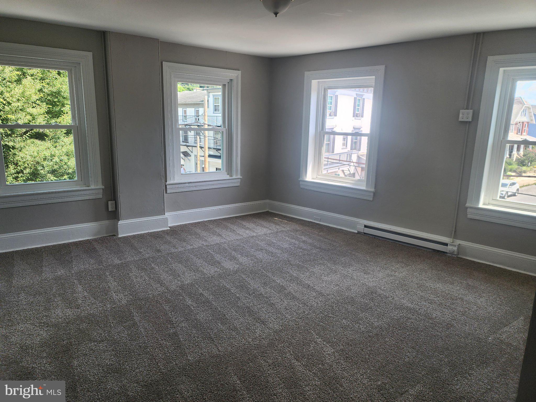 28 N 2ND AVENUE #3