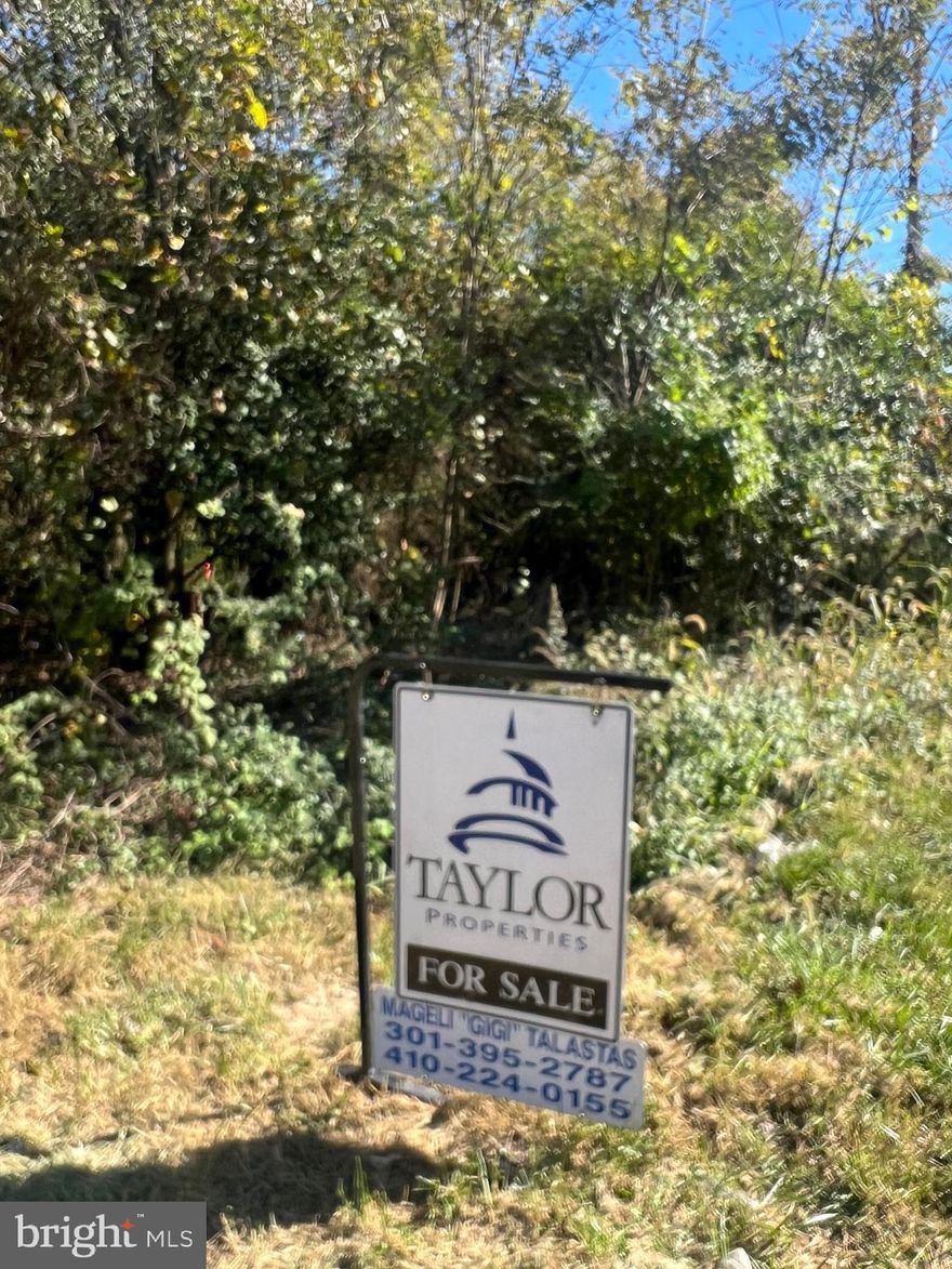 Ready to build your dream home!  Public Utilities, public water and sewer are available on the street, simplifying the building process.  Close to shopping center and 15 minutes to National Harbor. Will consider all reasonable offers.