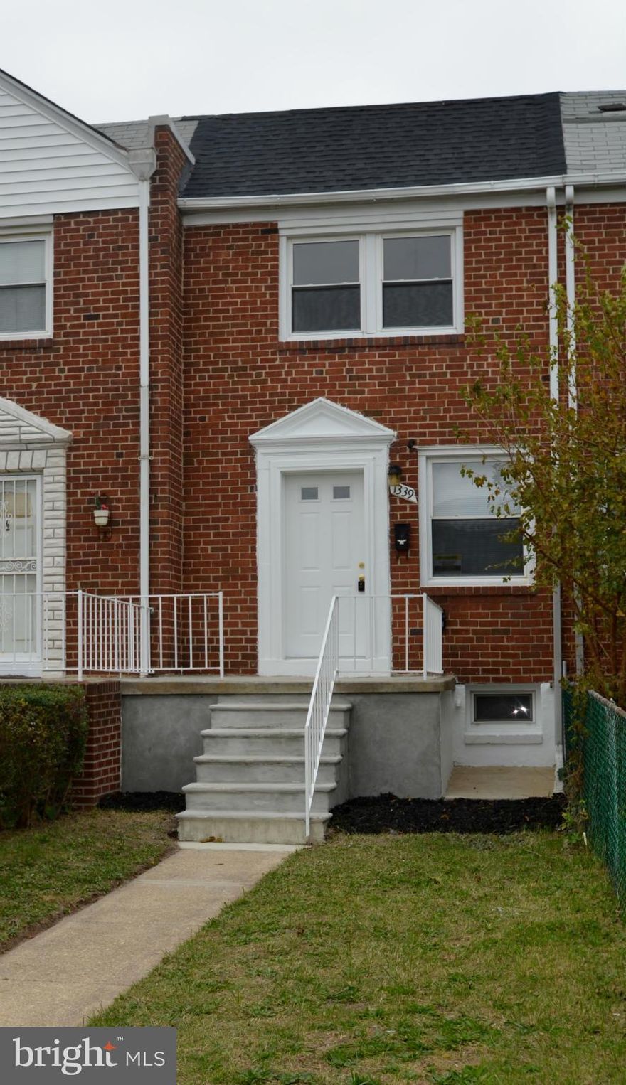 Beautifully renovated TH, spacious bedrooms and hardwood floors throughout, updated kitchen w/SS appliances, granite counters, fully finished walkout basement, full bathroom in basement, new central A/C & gas furnace. Great location, easy access to Canton Crossing, Baltimore Travel Plaza, public transportation and major highways.