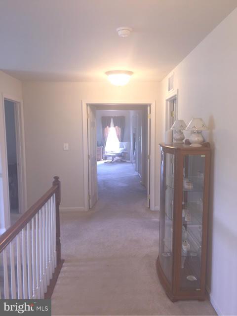 MANOR EAST - Residential