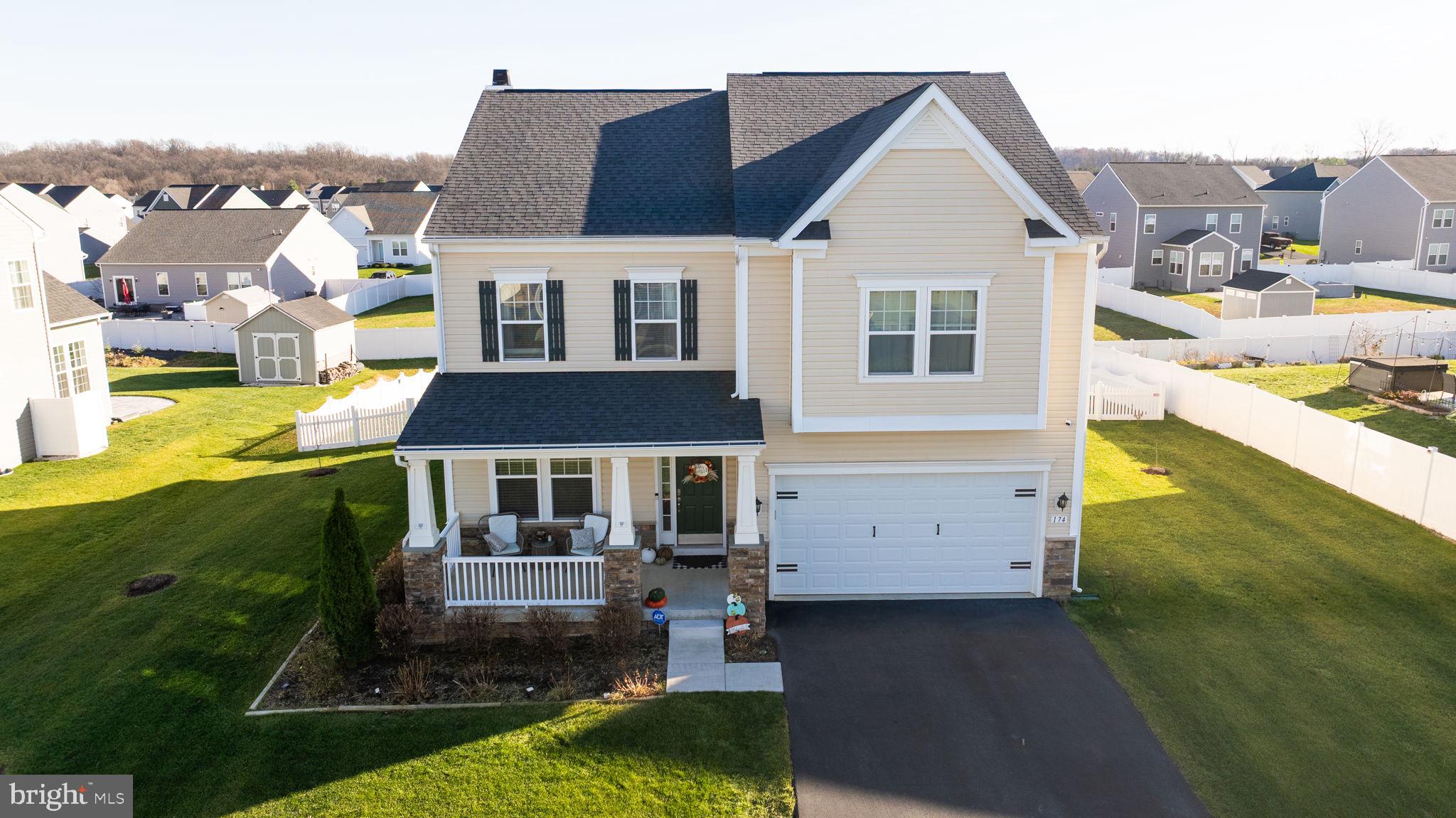 SPRINGDALE FARM - Residential