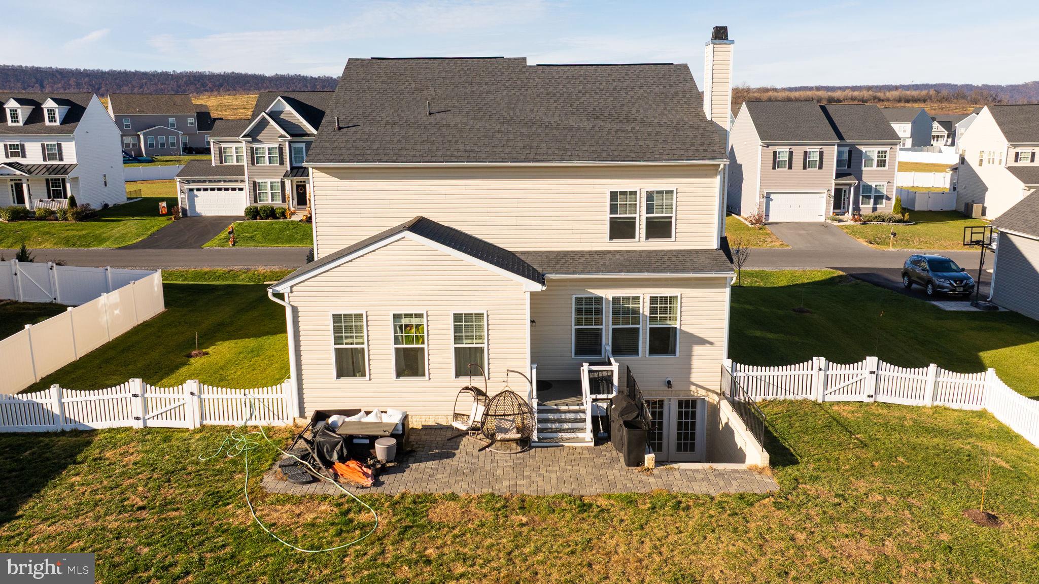 SPRINGDALE FARM - Residential