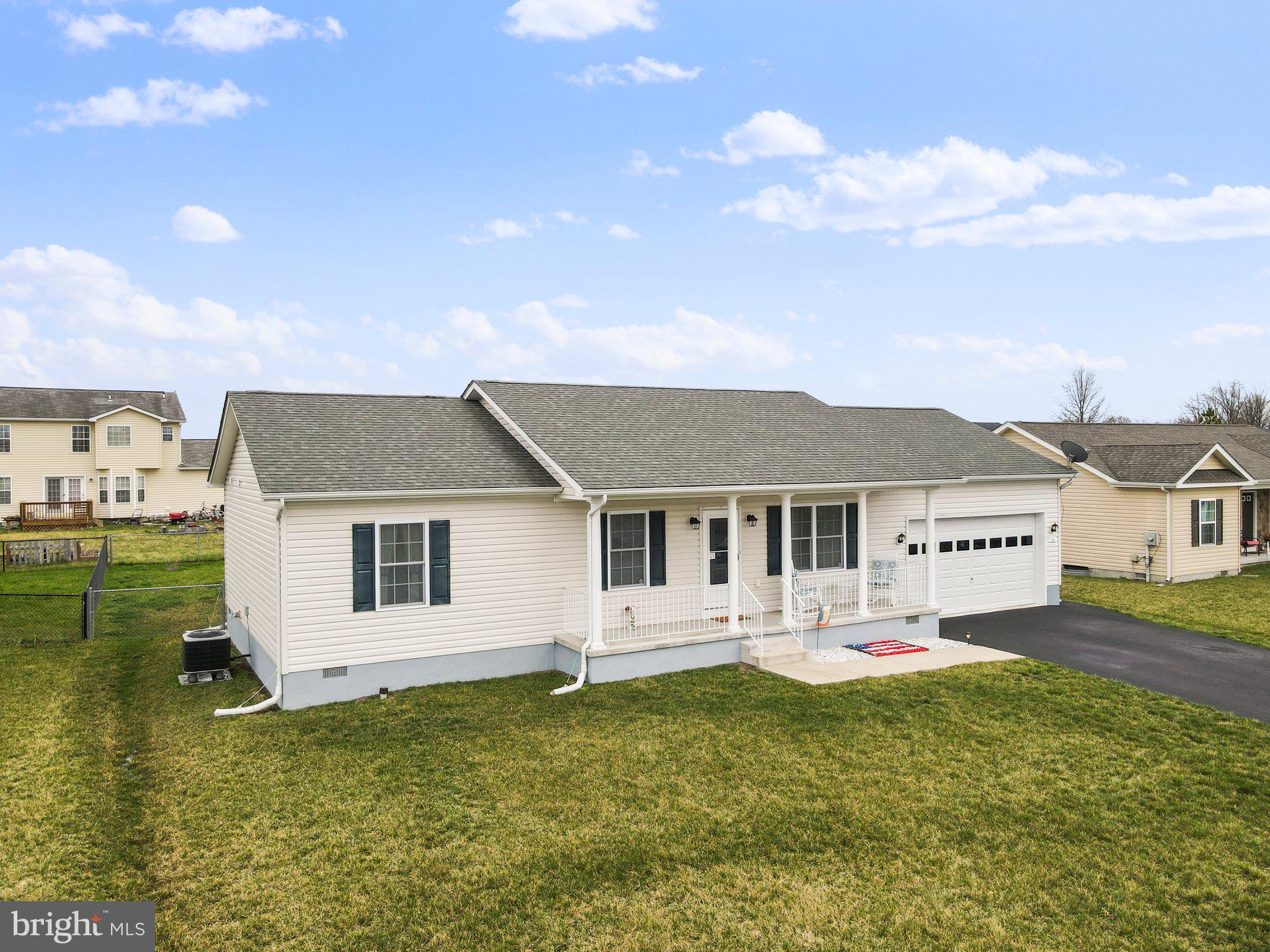 SPRING HILL - Residential