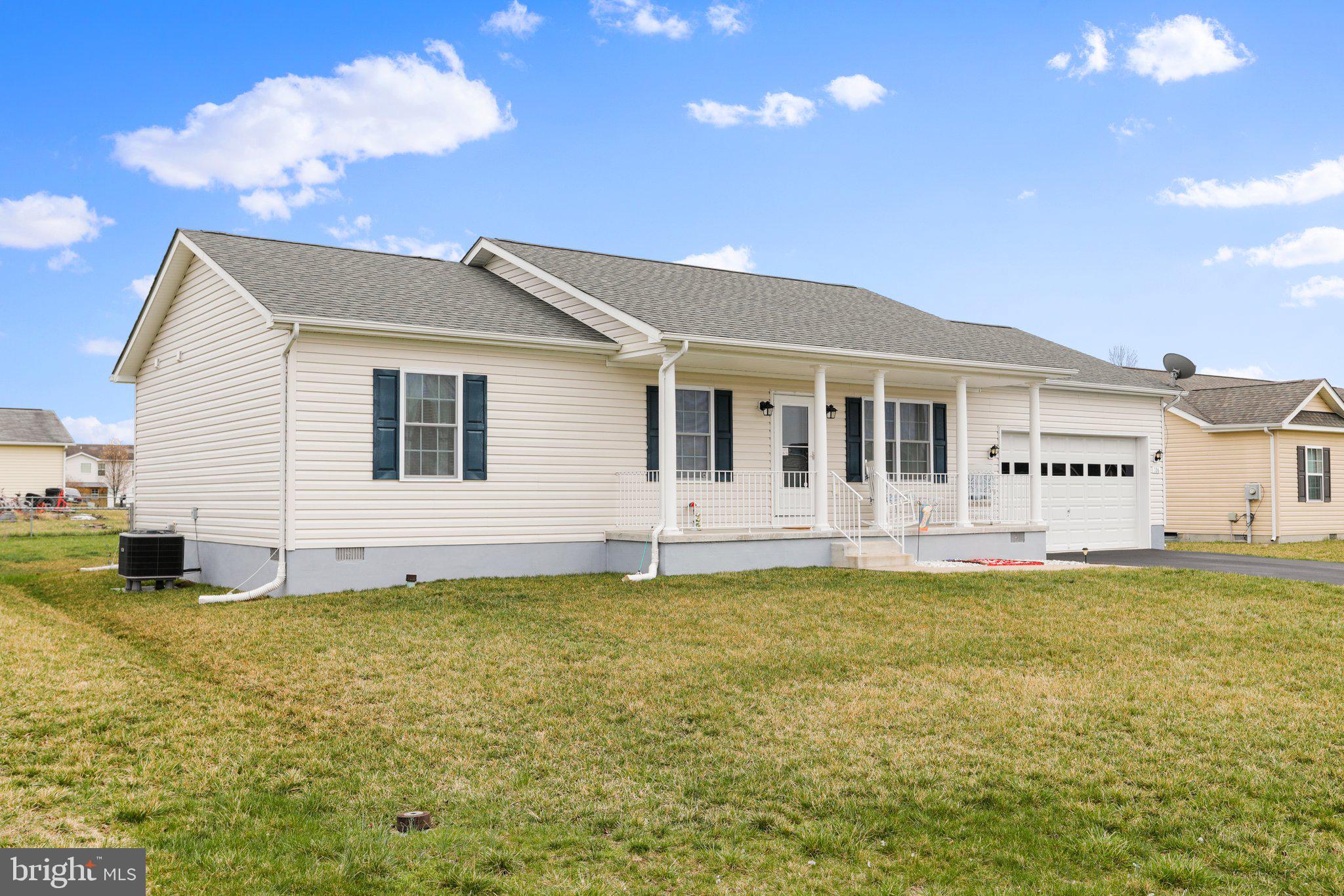 SPRING HILL - Residential