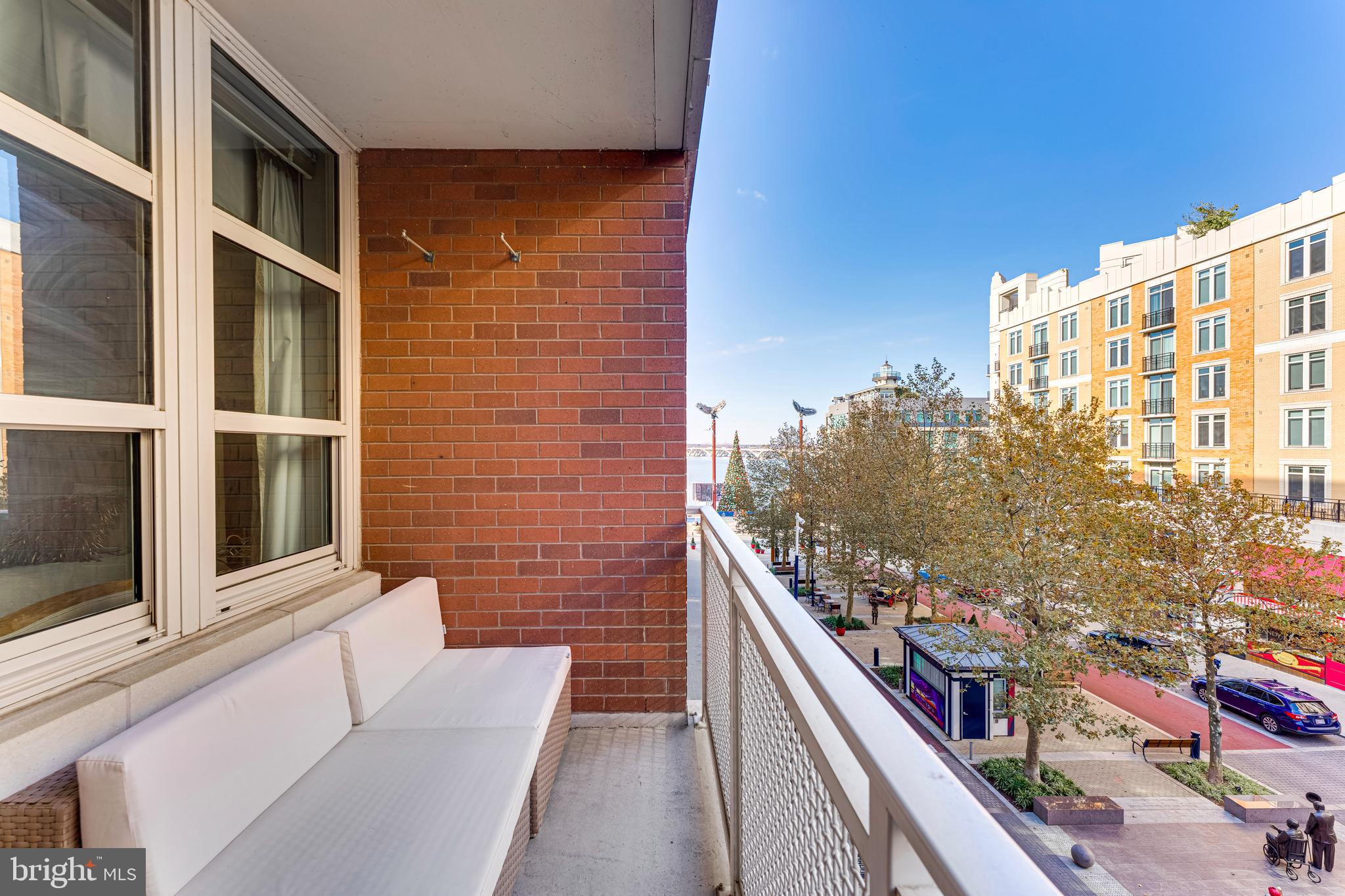 FLEET STREET CONDOMINIUMS - Residential