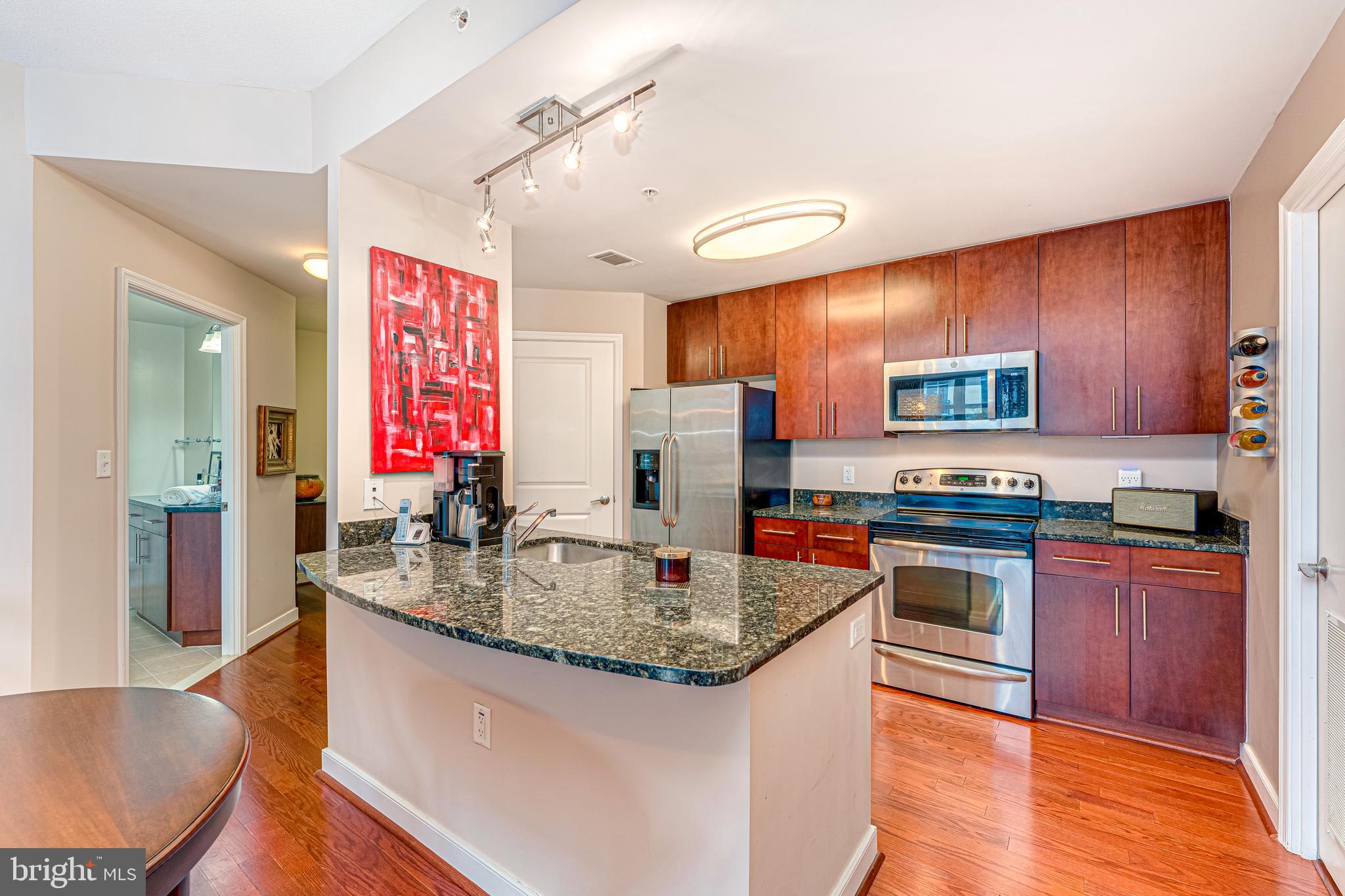 FLEET STREET CONDOMINIUMS - Residential