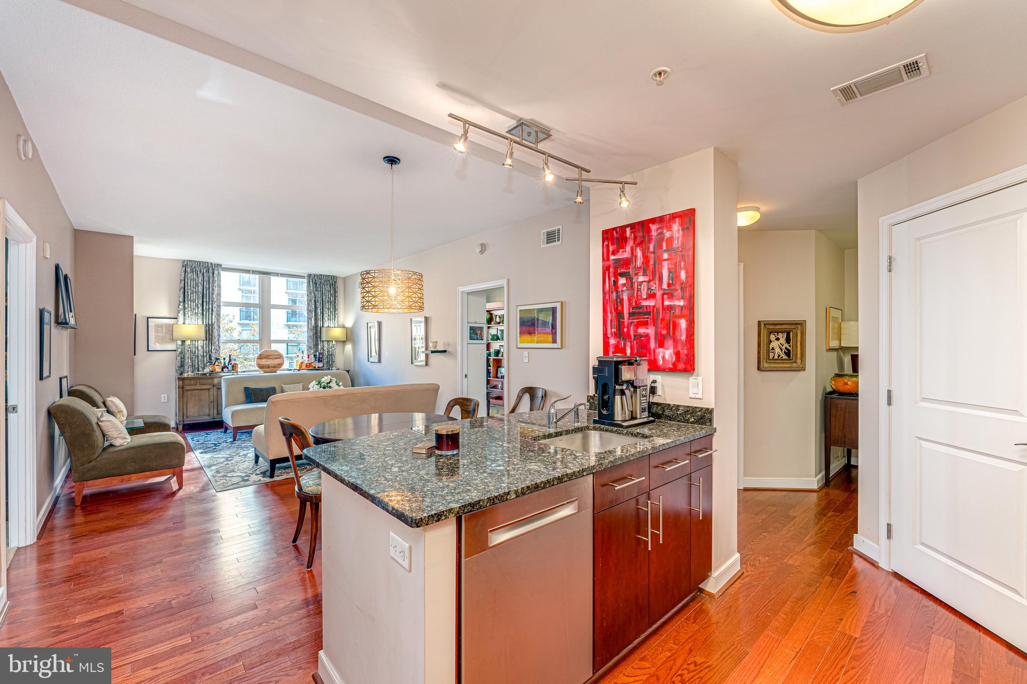 FLEET STREET CONDOMINIUMS - Residential