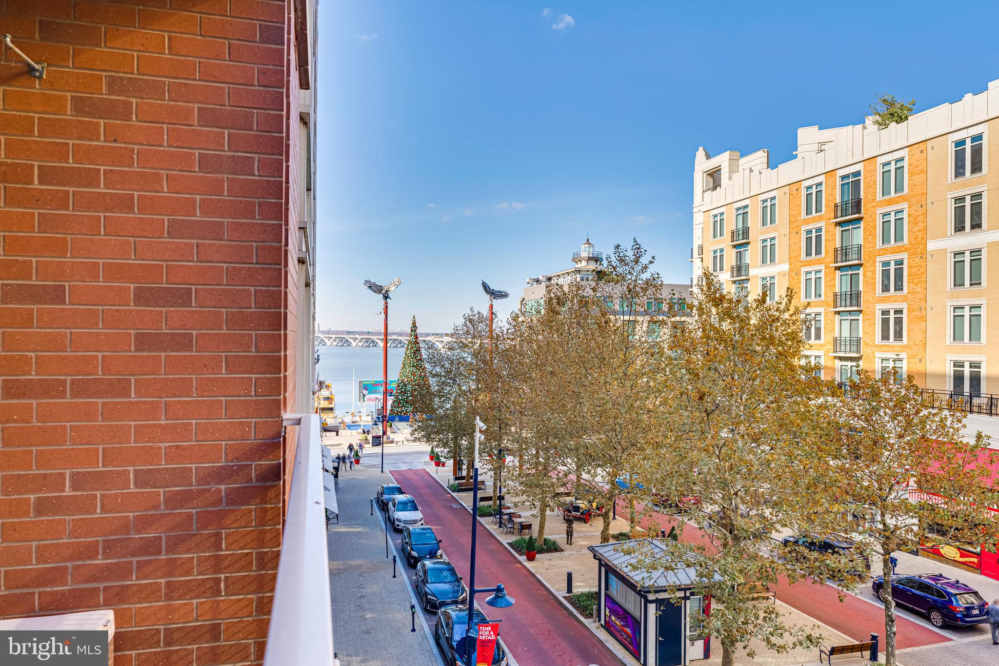 FLEET STREET CONDOMINIUMS - Residential