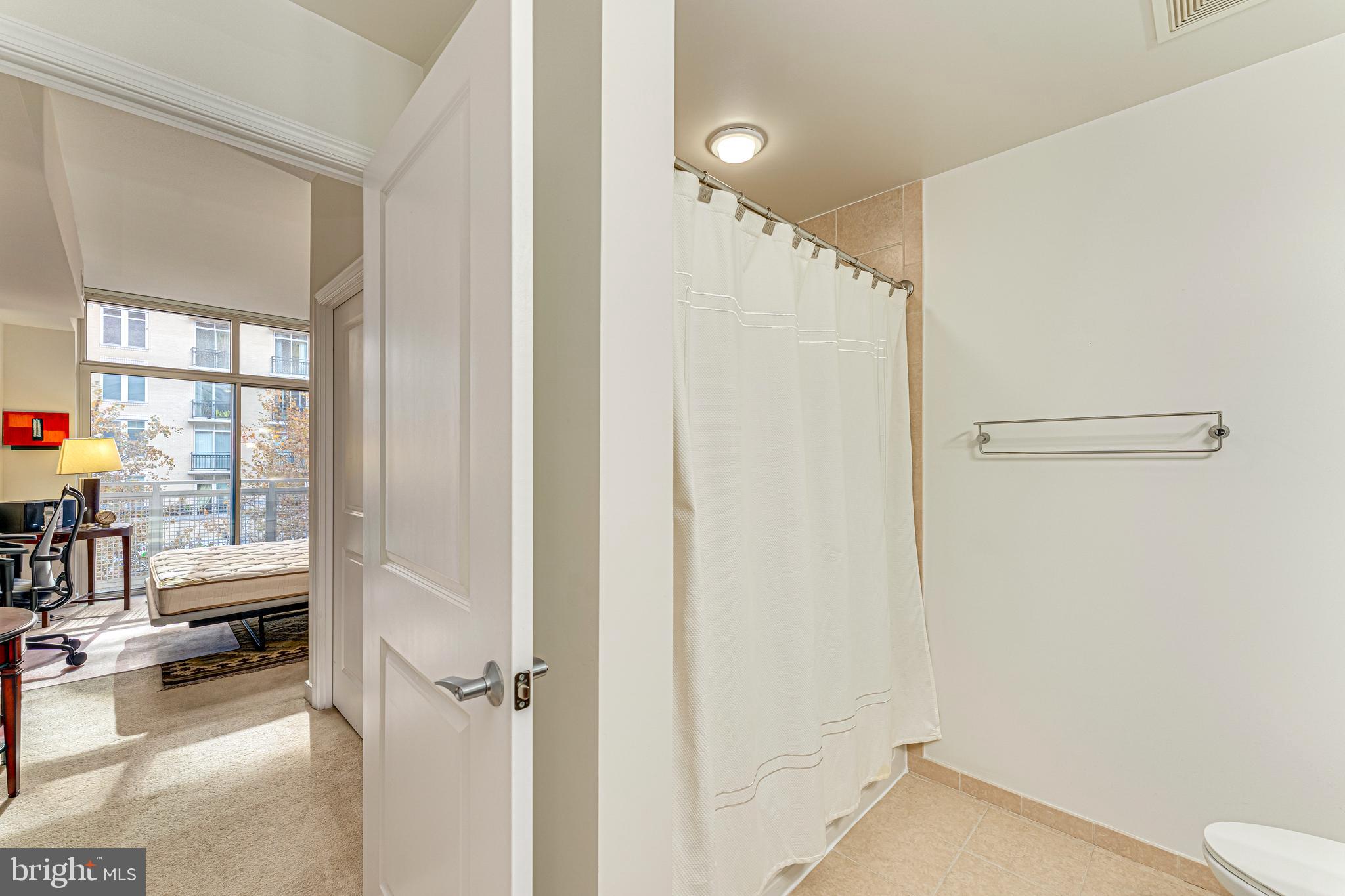 FLEET STREET CONDOMINIUMS - Residential